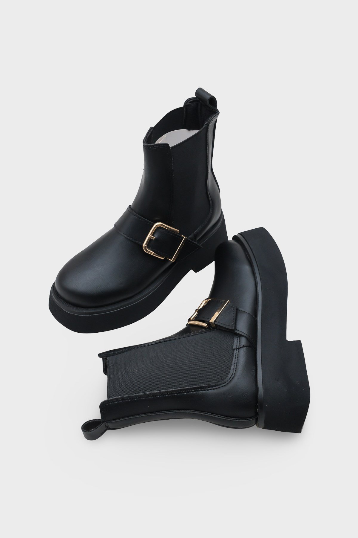 Capone Round Toe Side Zipper Track Sole Woman Boots