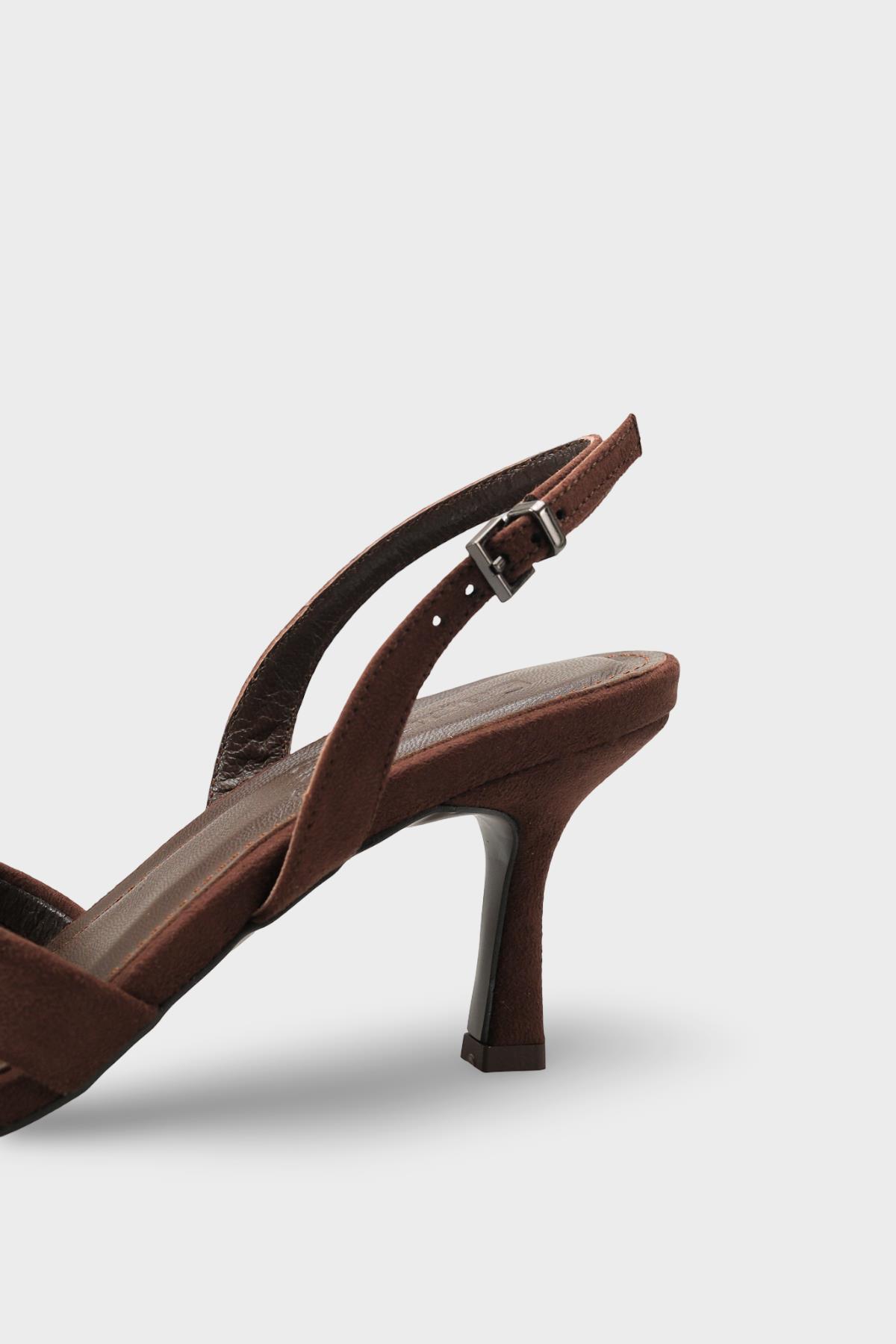 Capone Roxana Genuine Leather Lined Square Toe Cross Strap Mid Heel Suede Look Elegant Women Sued Brown Shoe