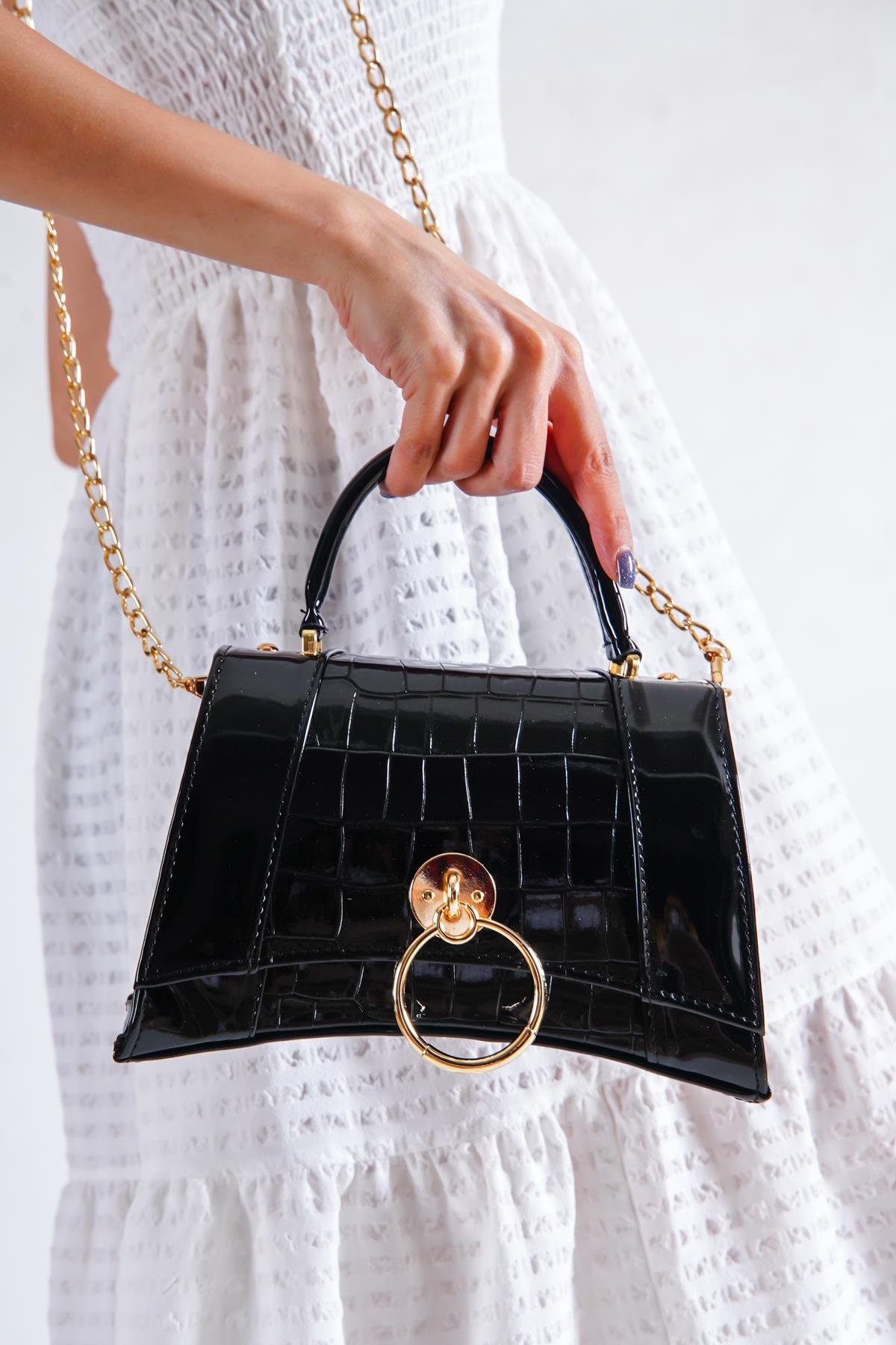 Capone Savonita Special Women Black Handbag