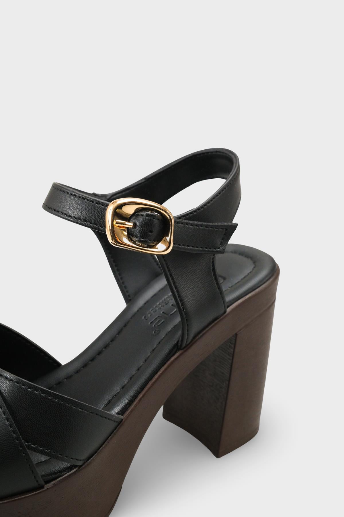 Capone Sheilah Platform Cross Band Ankle Strap Women Black Sandal
