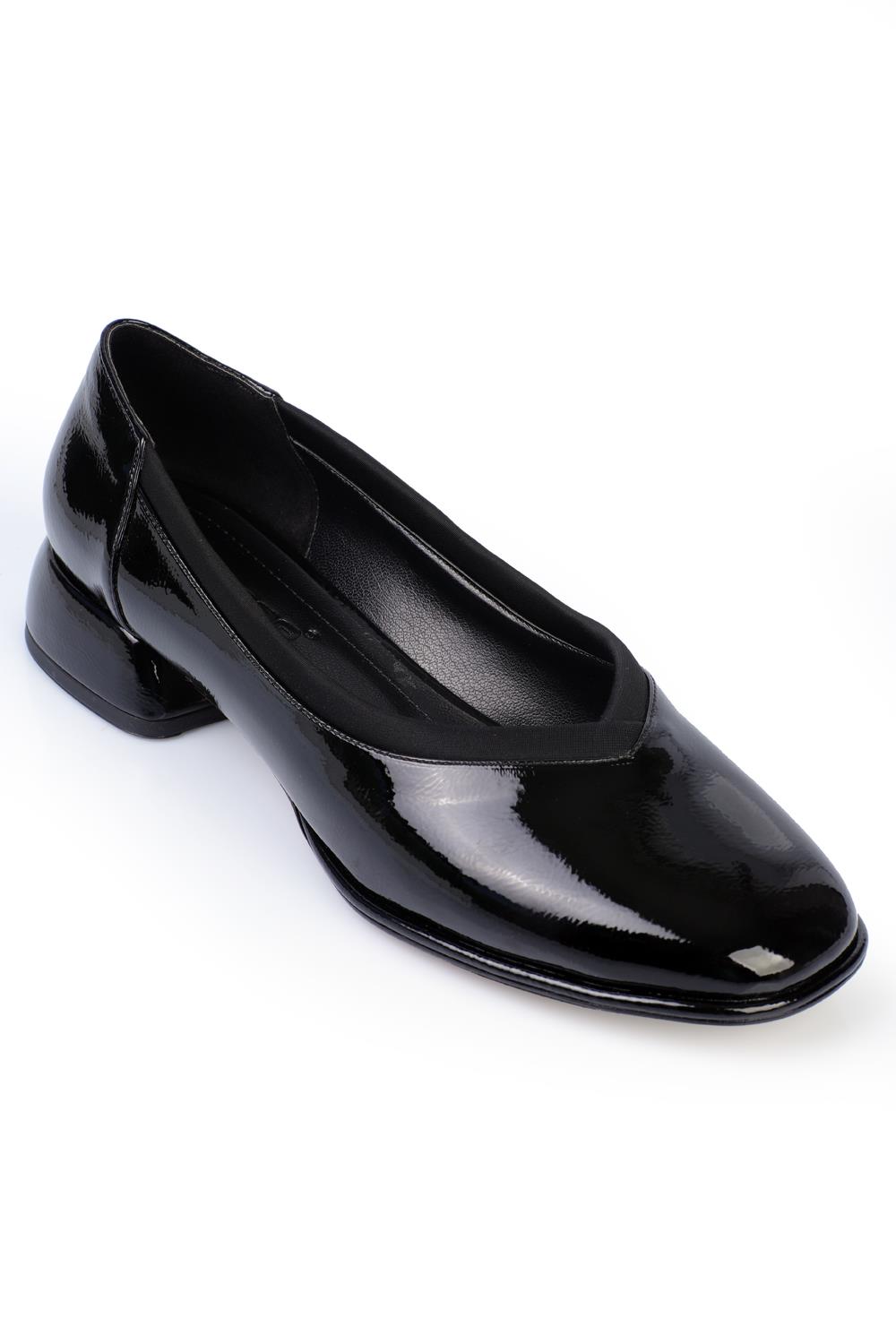 Capone Short-Heeled Comfort Women Black Shoes