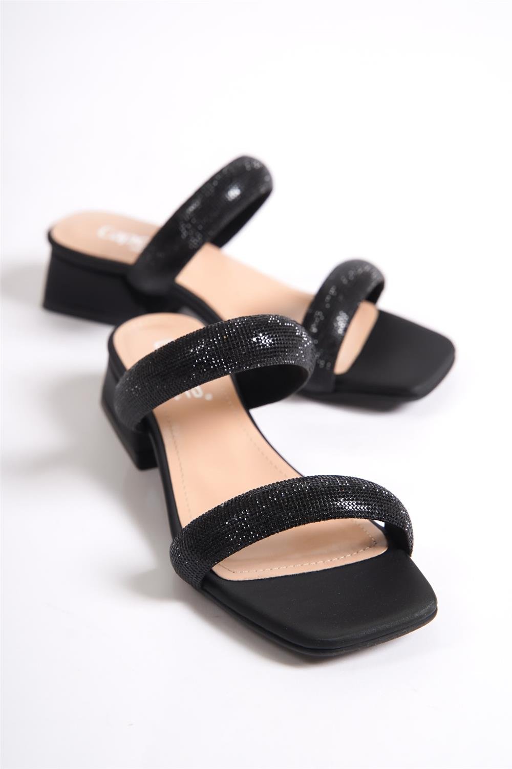 Capone Short Heeled Crystal Embellished Banded Flat Toe Woman Sandals