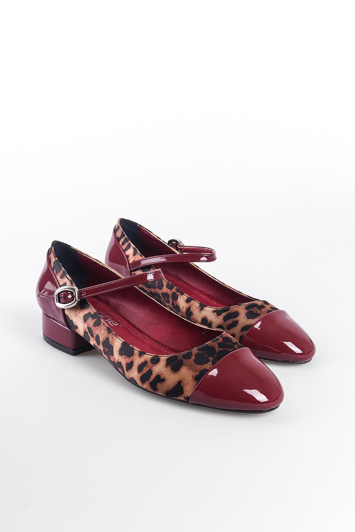 Capone Short-Heeled Strap Leopard Women Burgundy Shoes