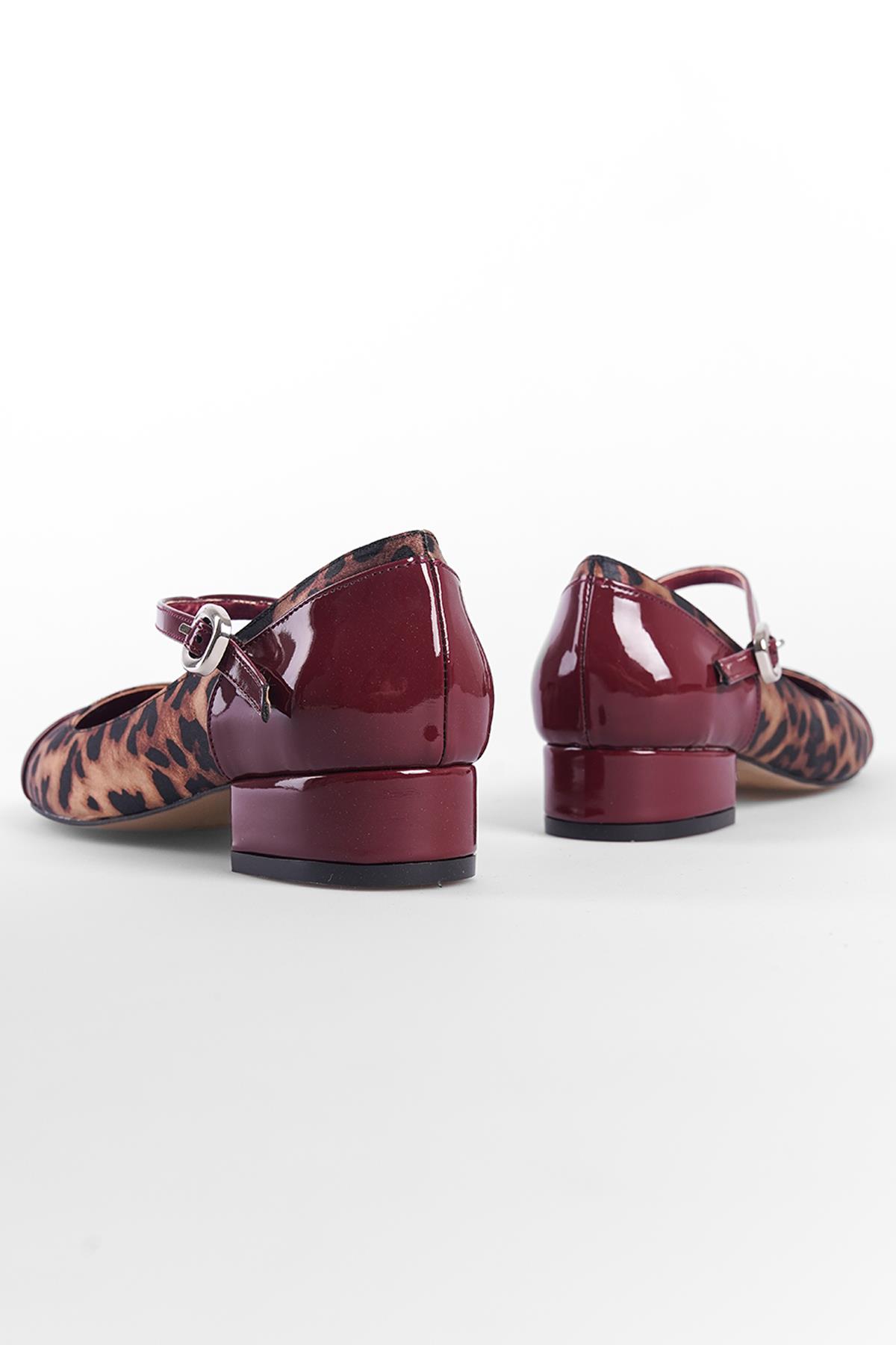 Capone Short-Heeled Strap Leopard Women Burgundy Shoes