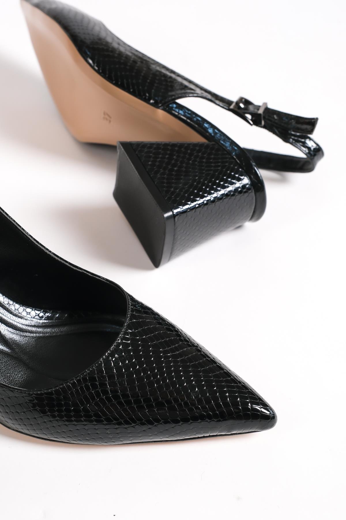 Capone Soft Padded Insole Women Black Heeled Shoes