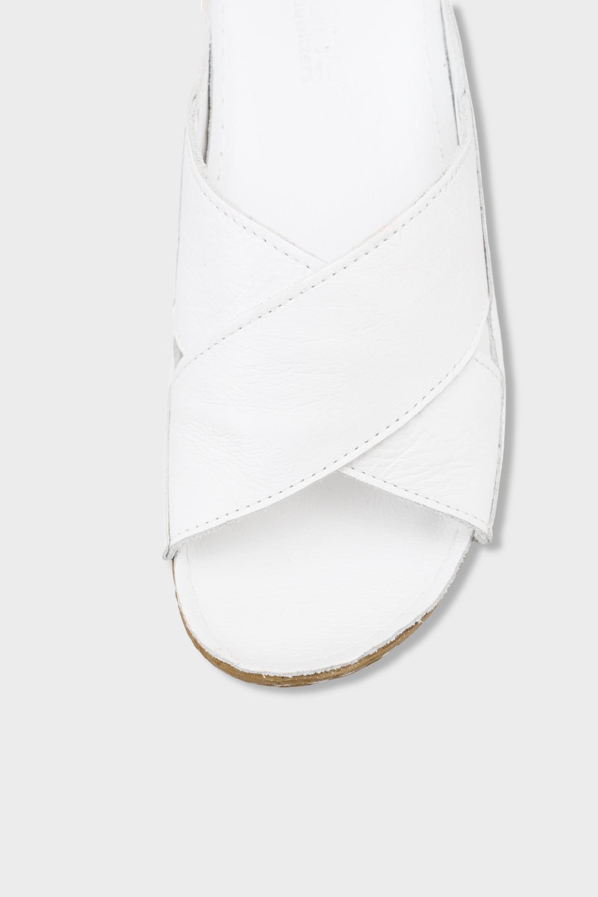 Capone Sophi Genuine Leather Soft Comfort Women White Sandal