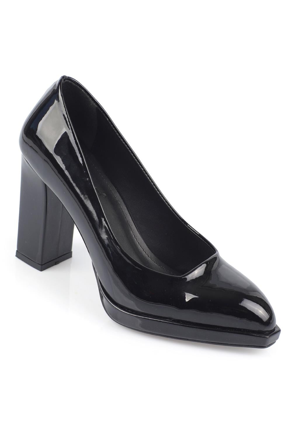 Capone Squoval Toe Patent Leather Platform Block Heel Woman Shoes