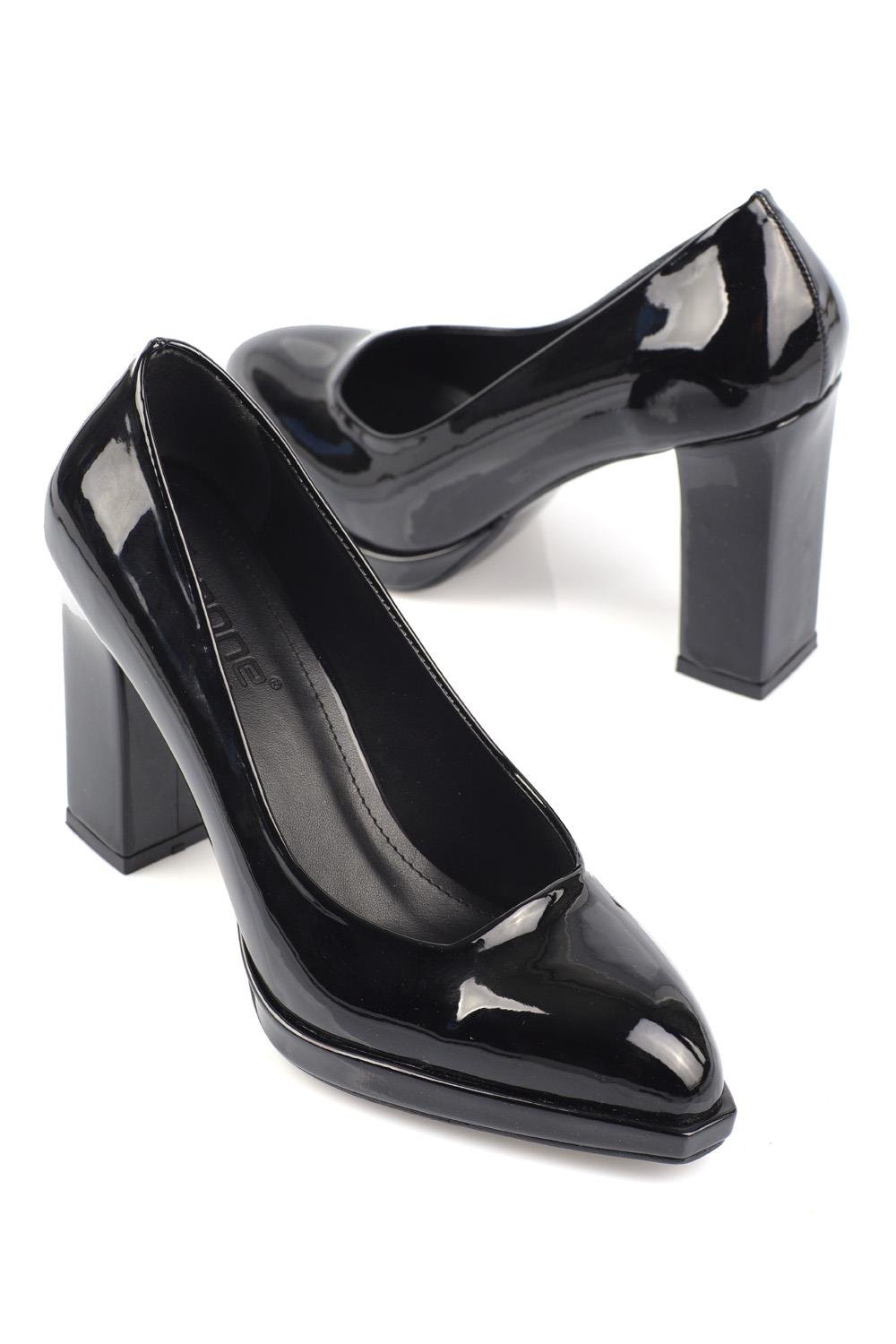 Capone Squoval Toe Patent Leather Platform Block Heel Woman Shoes