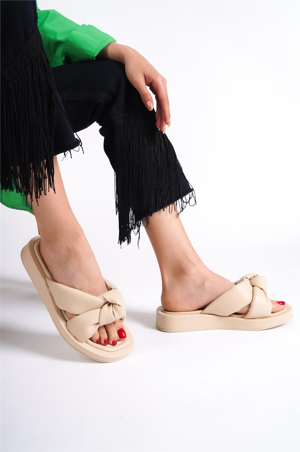 Capone Straight Heel Cross Band Soft Band Comfort Women Beige Sandals