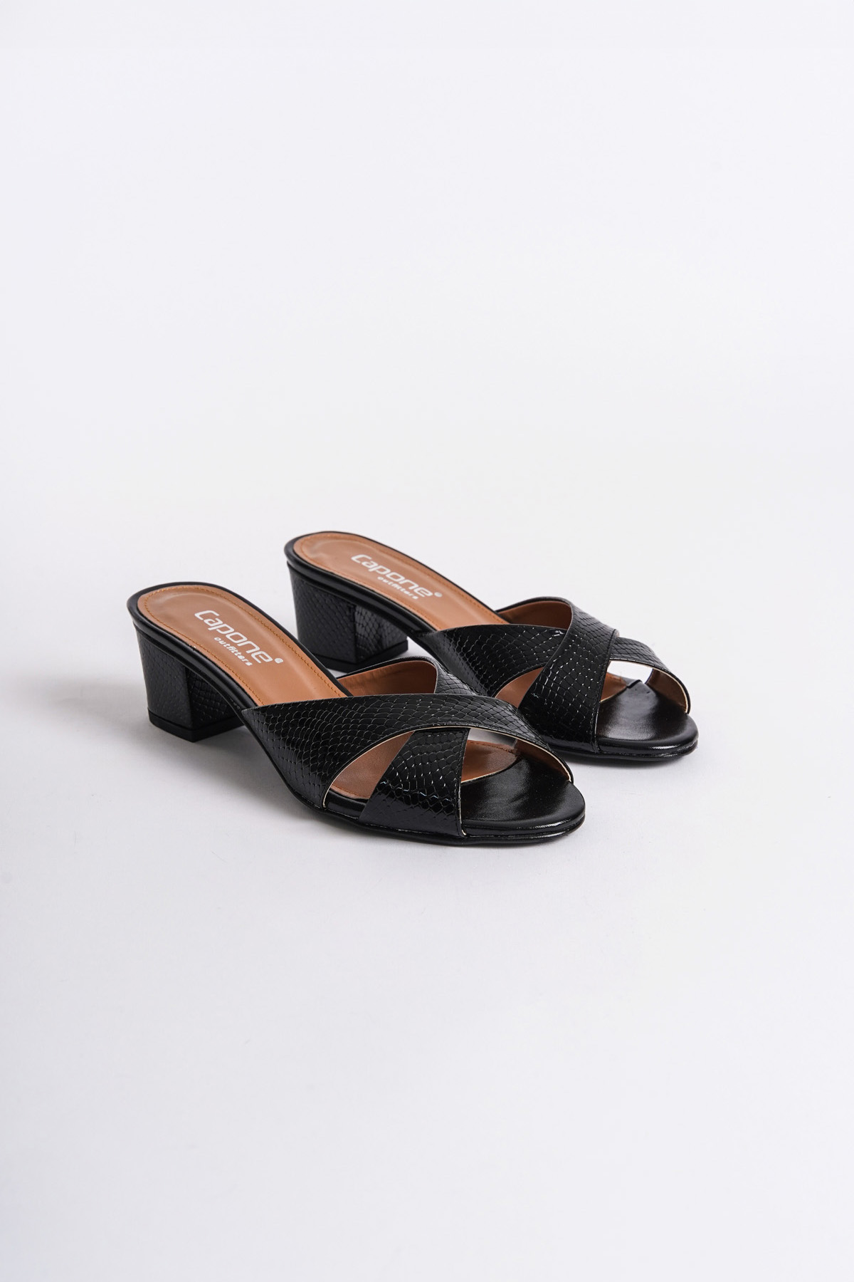 Capone Taya Cross Band Women Black Sandals