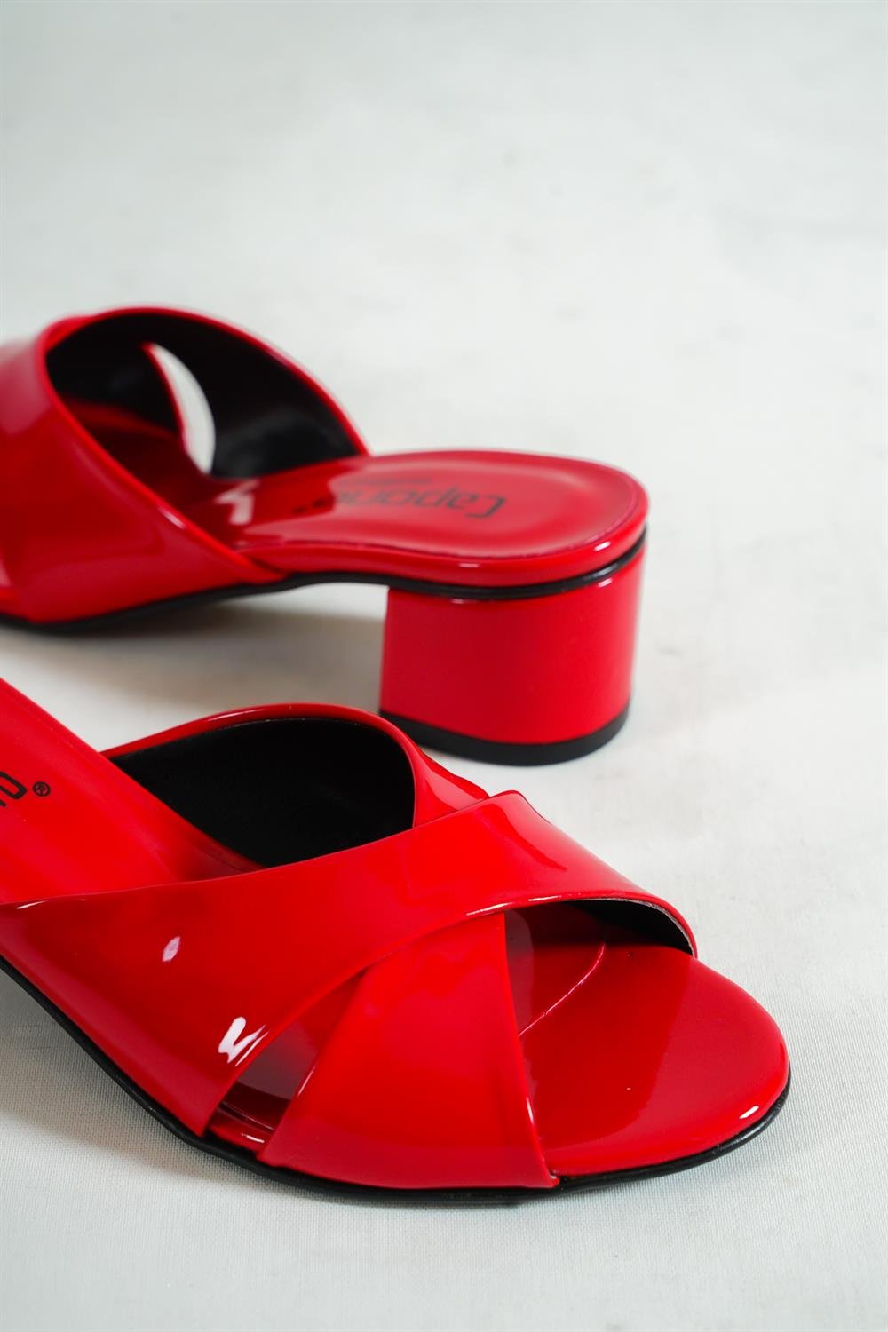 Capone Taya Cross Band Women Red Sandals