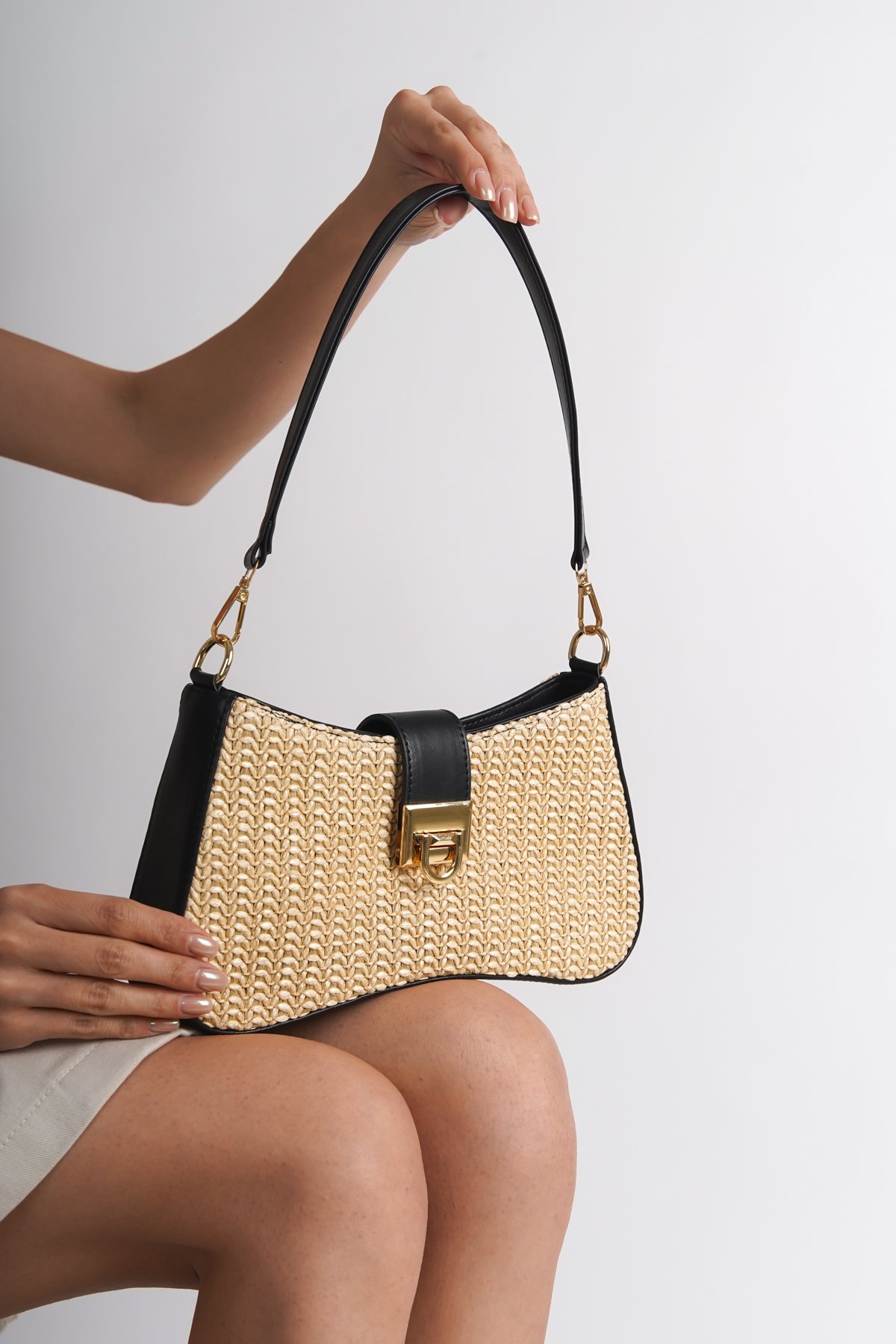 Capone Terran Women Black Shoulder Bag