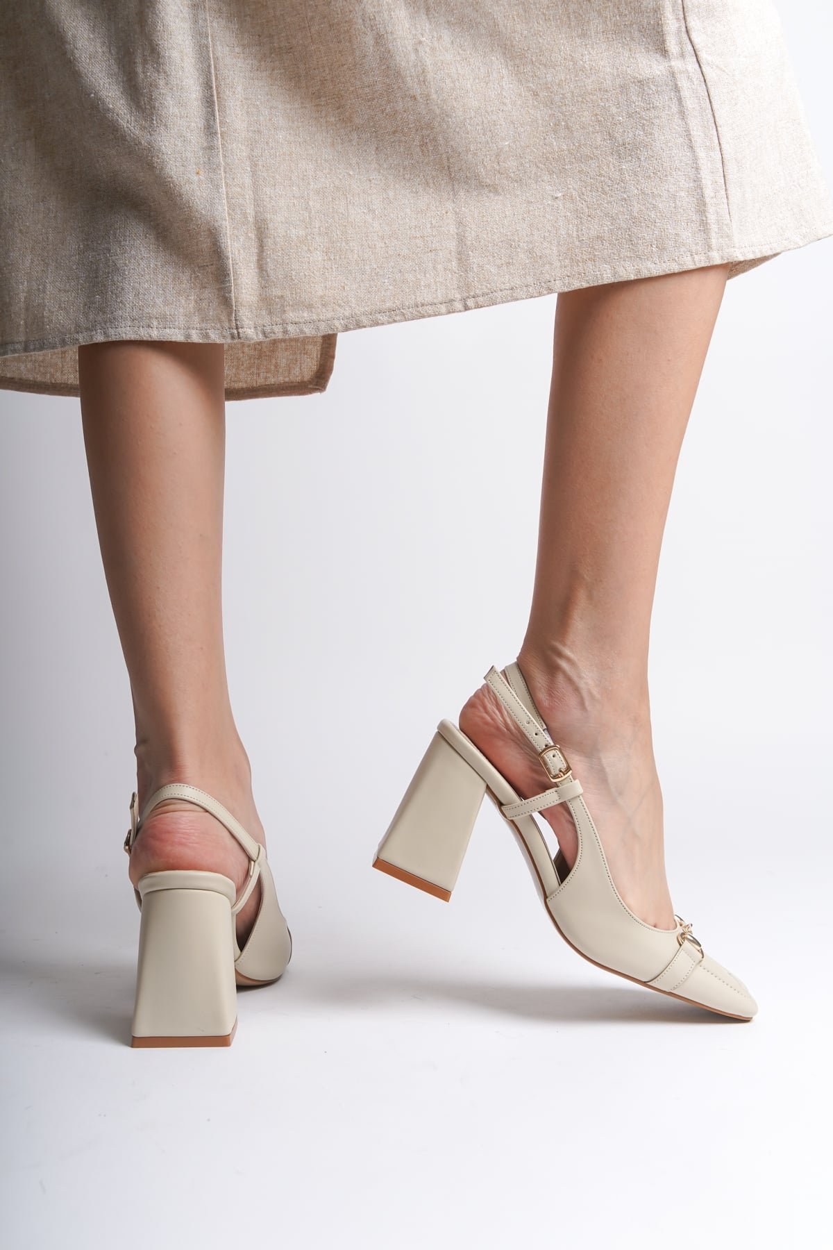 Capone Thick Heeled Open Back Buckle Flat Toe Women Ecru Shoes
