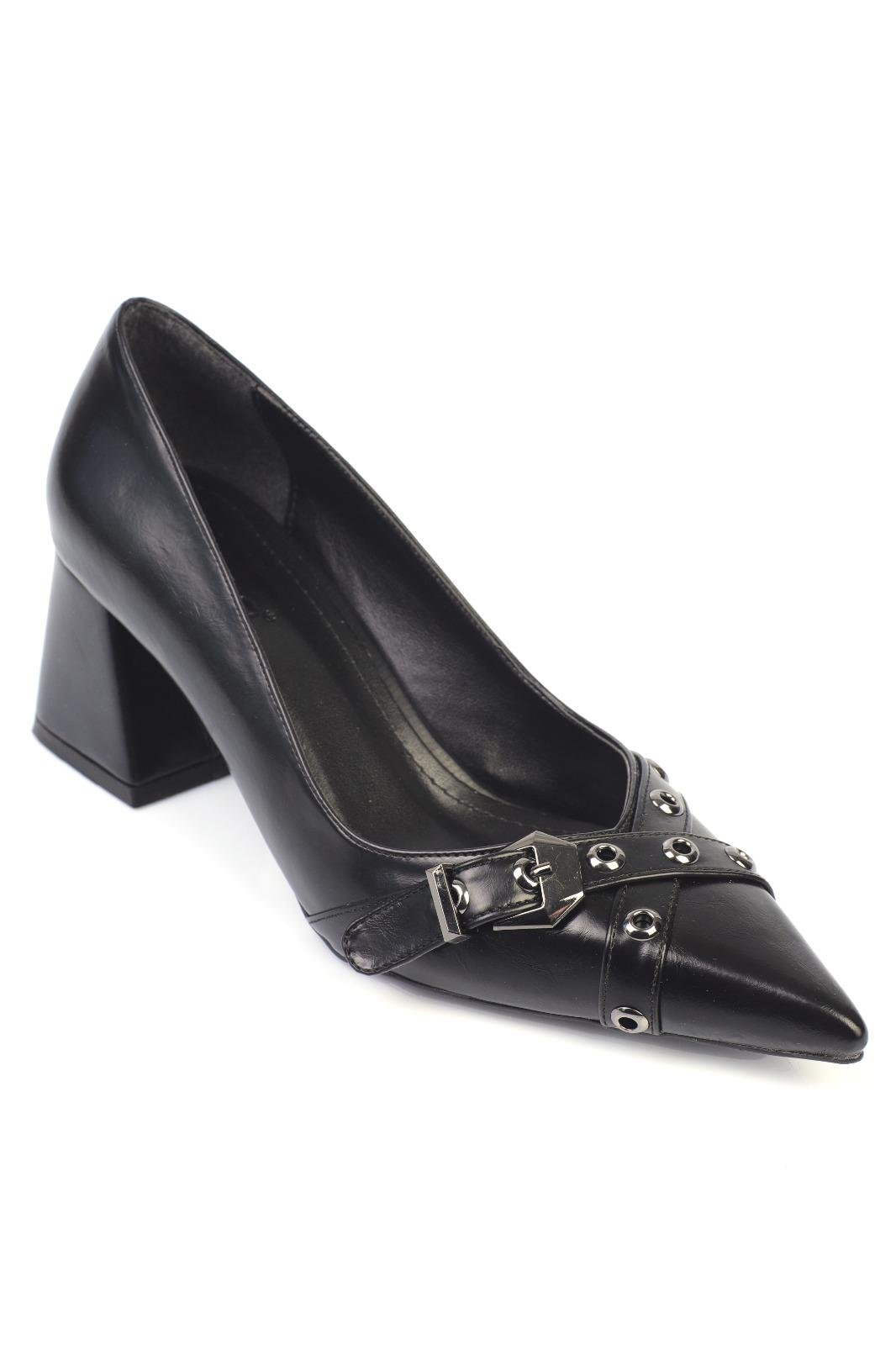Capone Thick Mid-Heel Buckled Casual Women Black Shoes