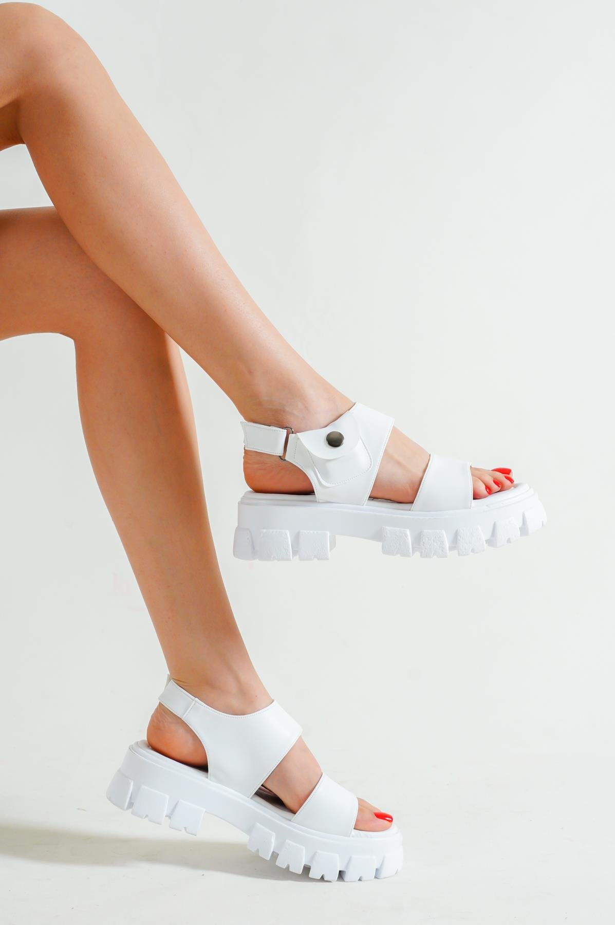 Capone Thick Sole Pocket Single Strap Women White Sandals