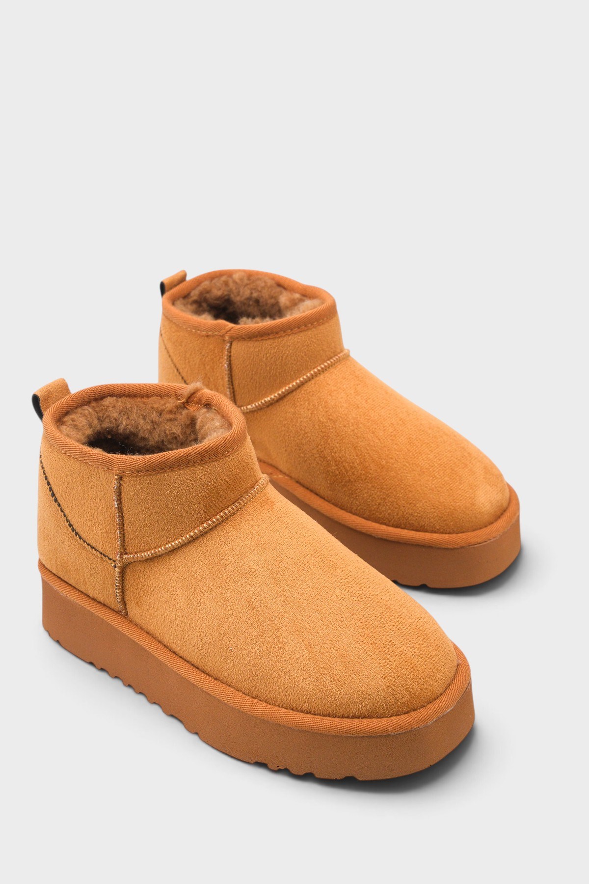 Capone Thick Sole Round Toe Fur Lined Short Woman Boots