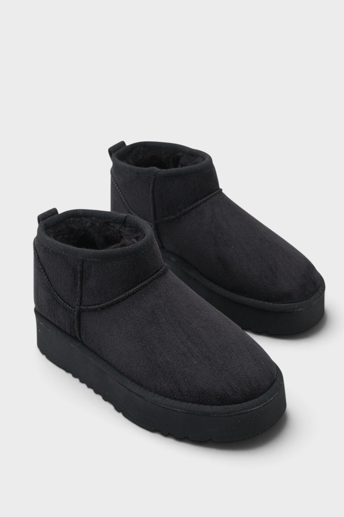 Capone Thick Sole Round Toe Fur Lined Short Woman Boots