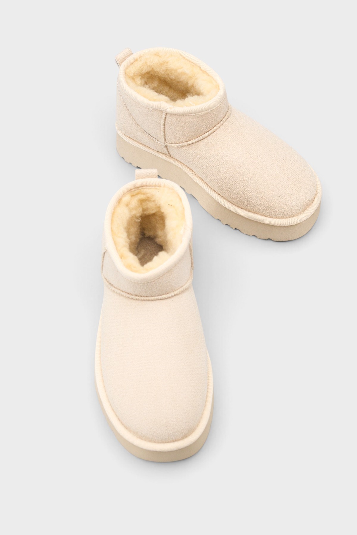 Capone Thick Sole Round Toe Fur Lined Short Woman Boots