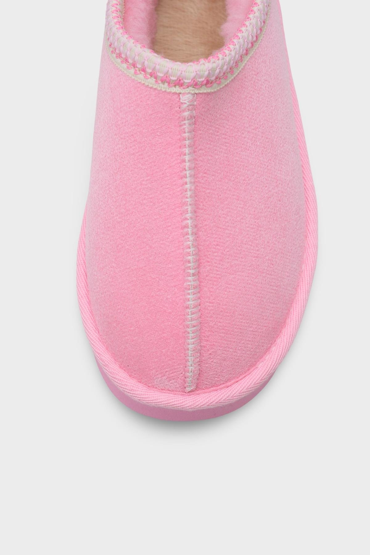 Capone Thick Sole Round Toe Furry Closed Women Pink Sandals