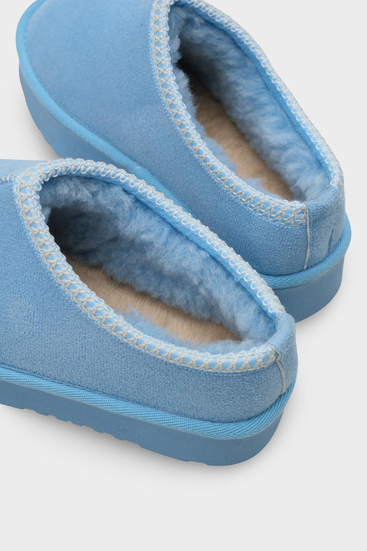 Capone Thick Sole Round Toe Furry Closed Women Baby Blue Sandals