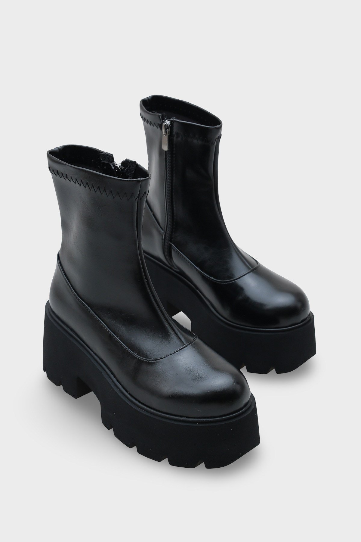 Capone Track Sole Women Black Ankle Boots