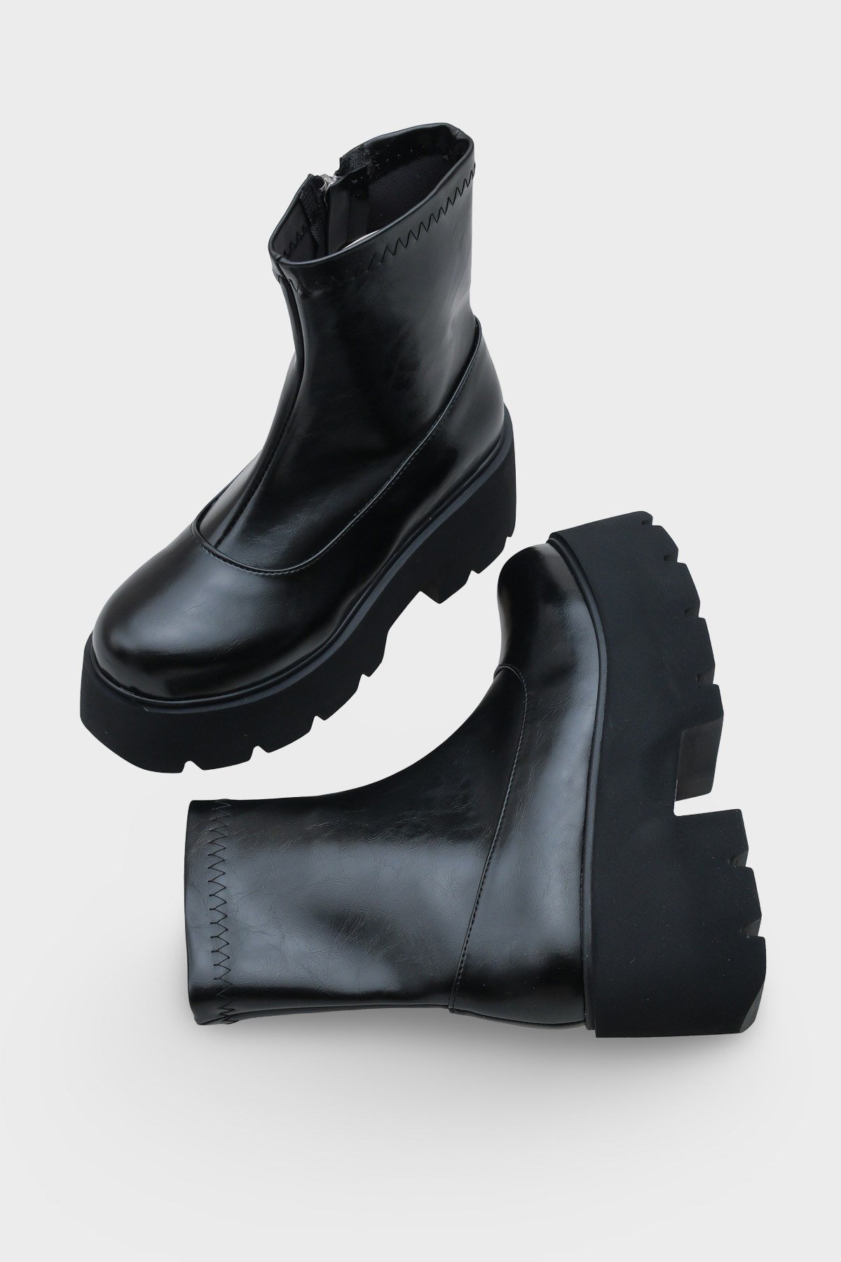 Capone Track Sole Women Black Ankle Boots