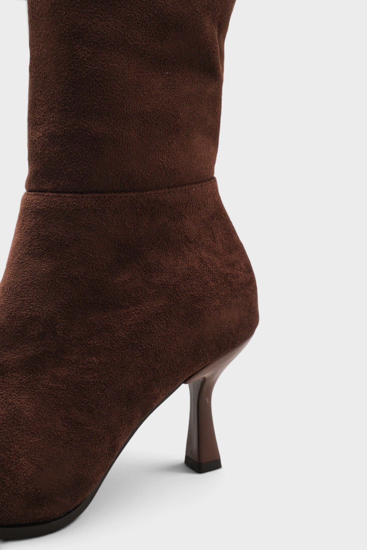 Capone Tracy Pointed Toe Side Zip Elegant Women Sued Brown Boot