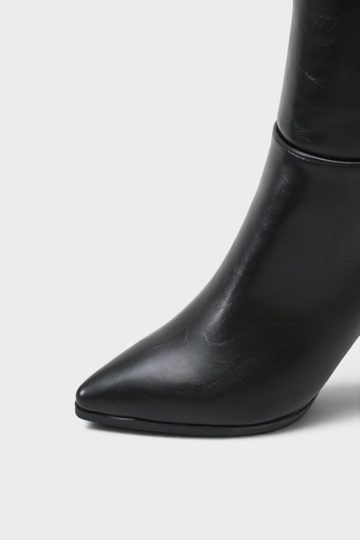 Capone Tracy Pointed Toe Side Zip Elegant Women Black Boot