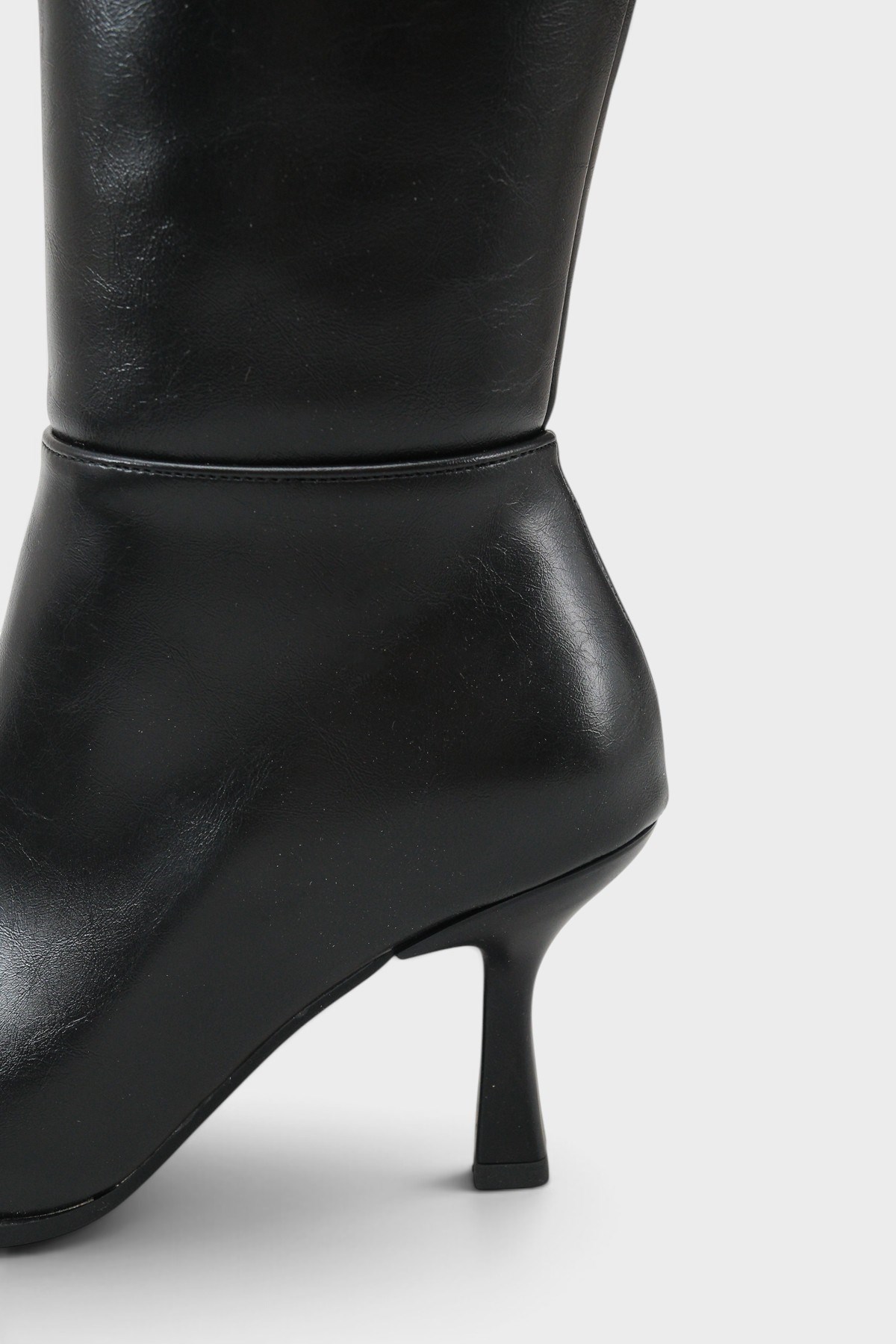 Capone Tracy Pointed Toe Side Zip Elegant Women Black Boot