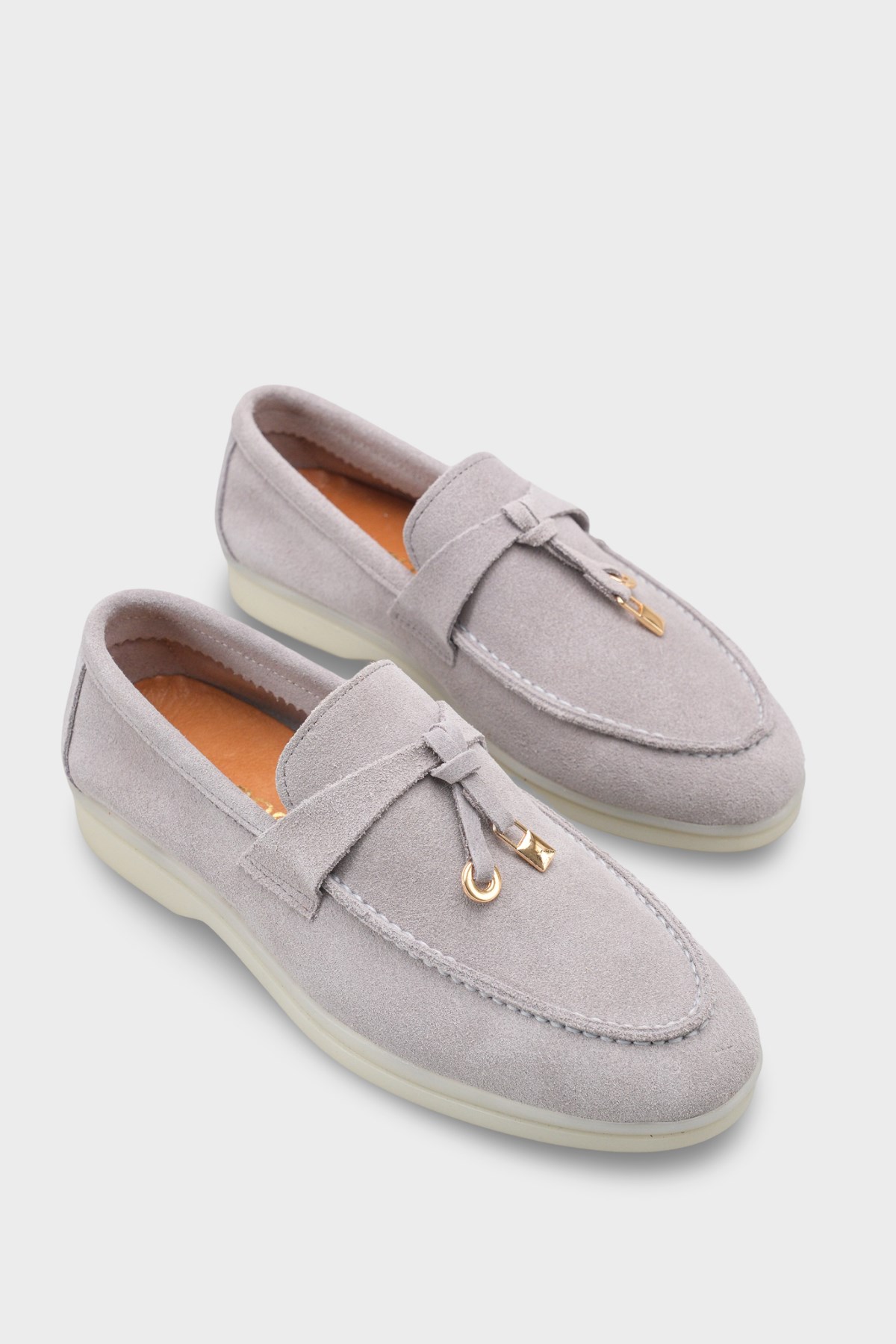 Capone Vikki Genuine Leather Women Light Grey Loafer