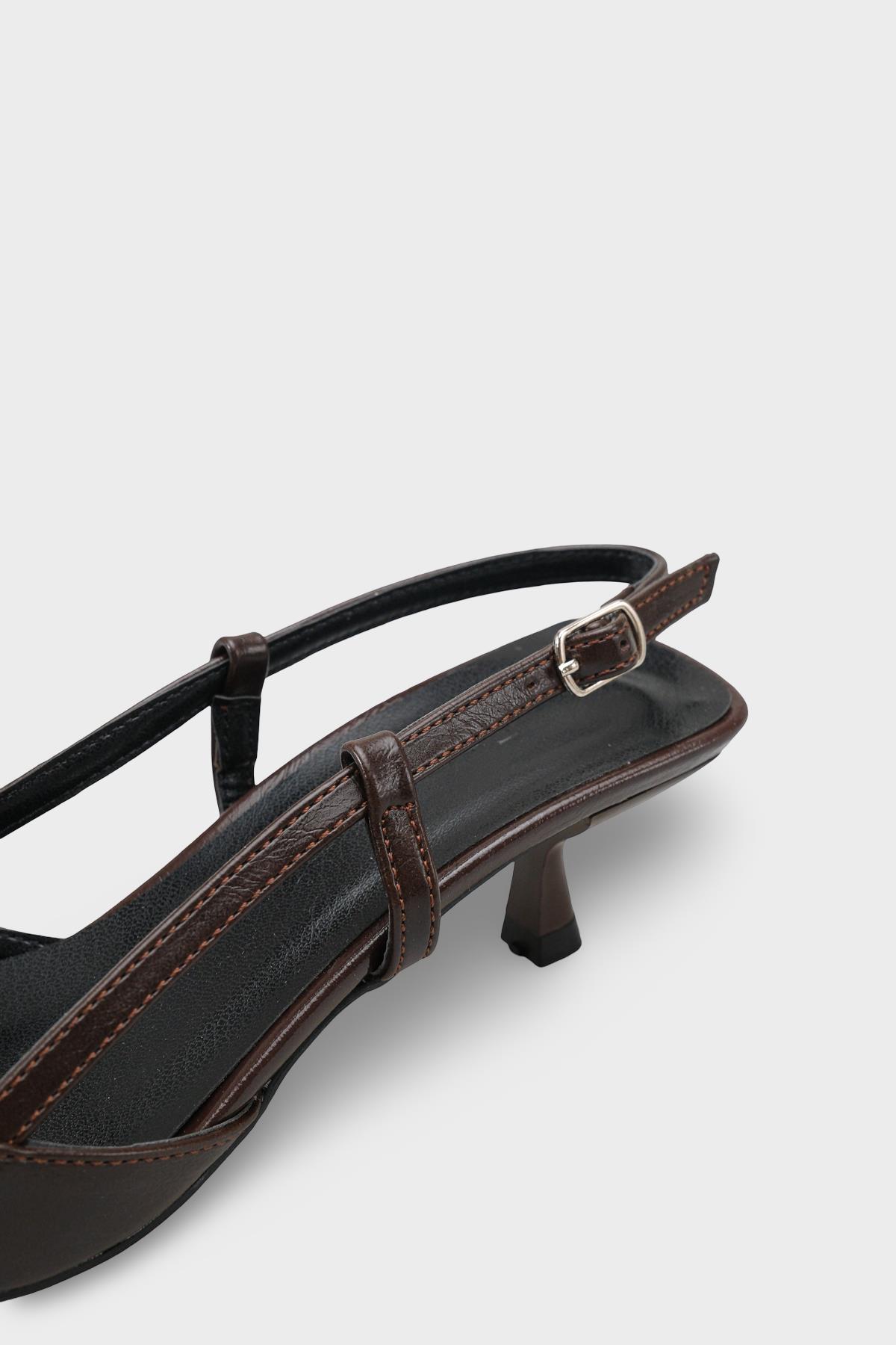 Capone  Vitoria Pointed Toe Mid Heel Square Back Slingback Women Brown Shoe