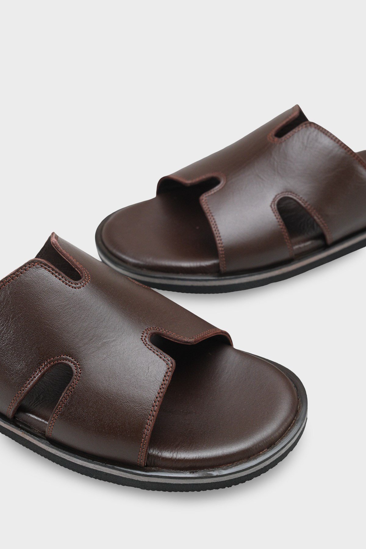 Capone Wide H Strap Men Sandal
