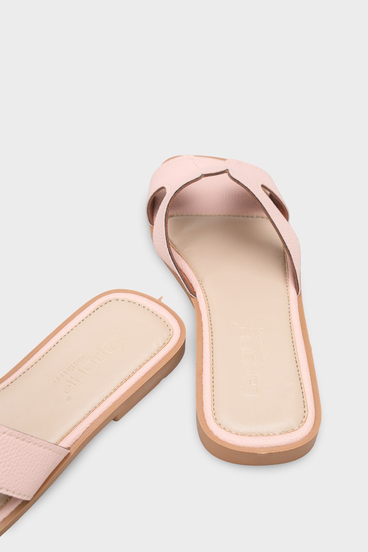 Capone Wilie Women Powders Short Heeled Slippers