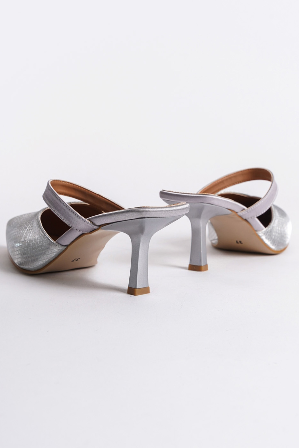 Capone Woman Heels Sandals