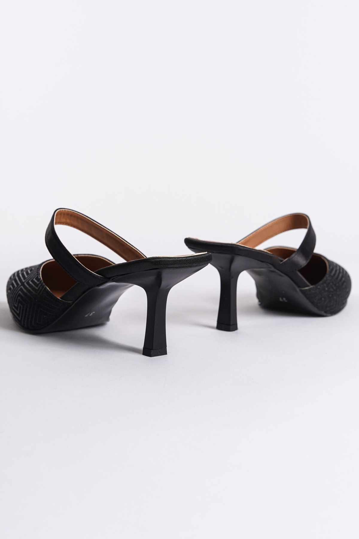 Capone Woman Heels Sandals