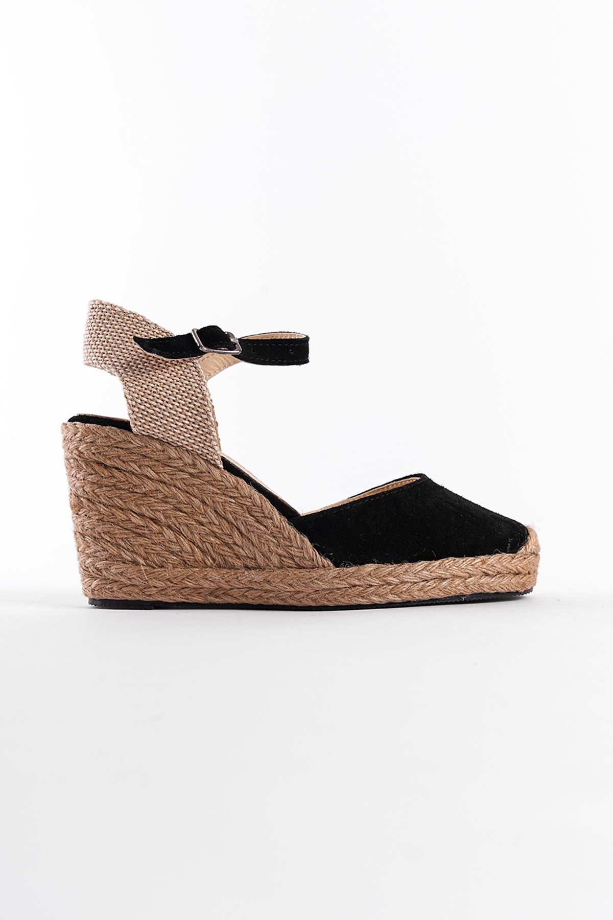 Capone Women Black Sandal