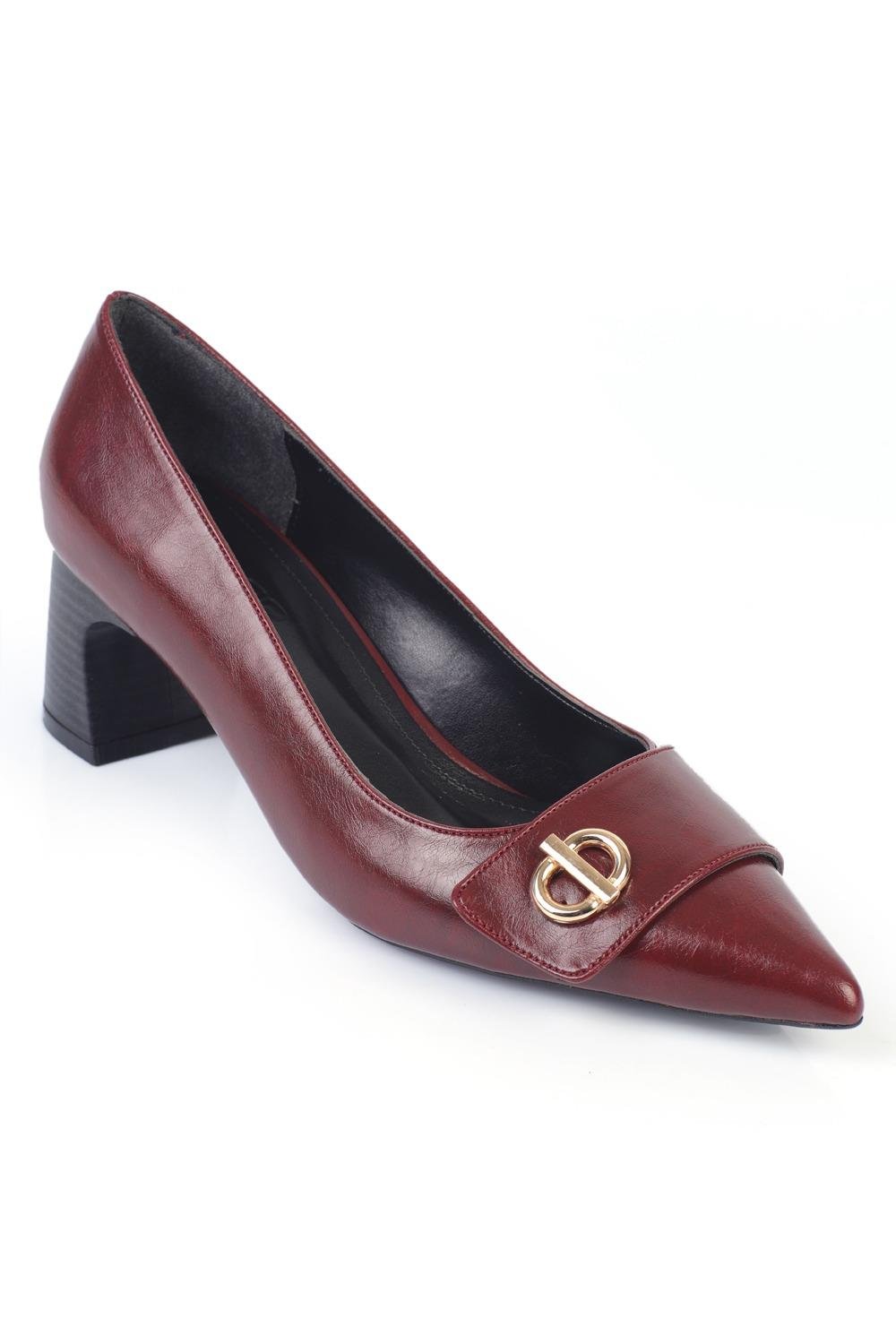 Capone Wooden Mid-Heeled Metal Buckled Pointed Toe Women Burgundy Shoes