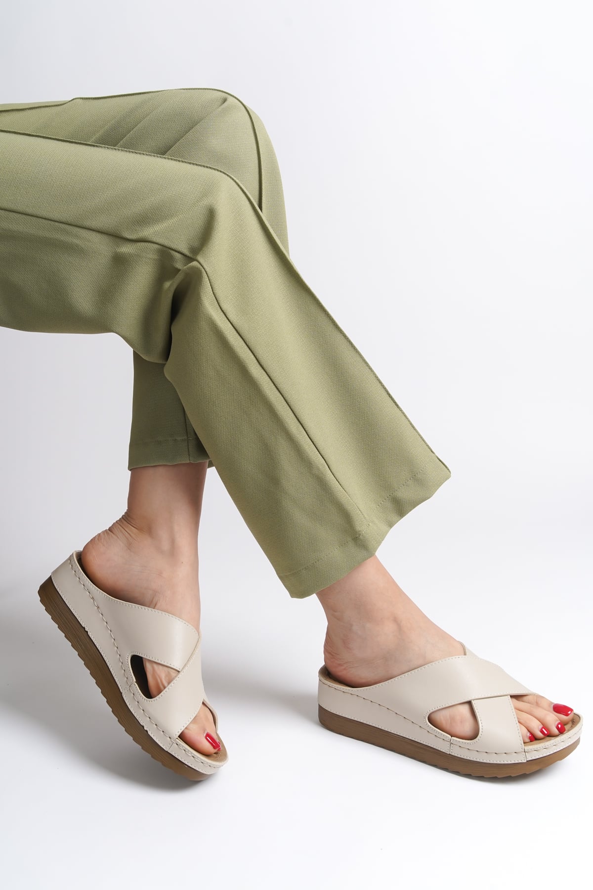 Capone Z0632 Women Beige Slide Comfort Anatomical Cross Band Sandals