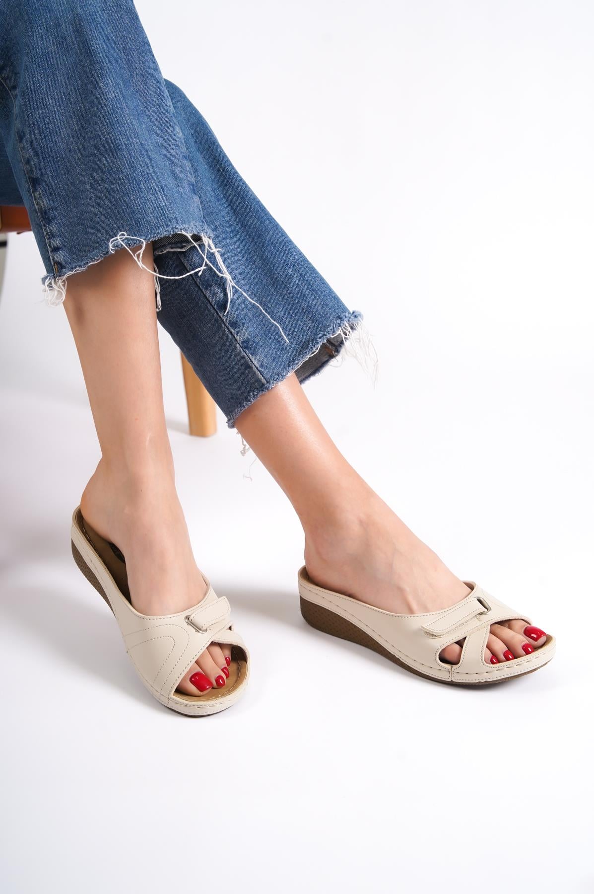 Capone Z0777 Women Beige Slide Comfort Anatomical Sandals