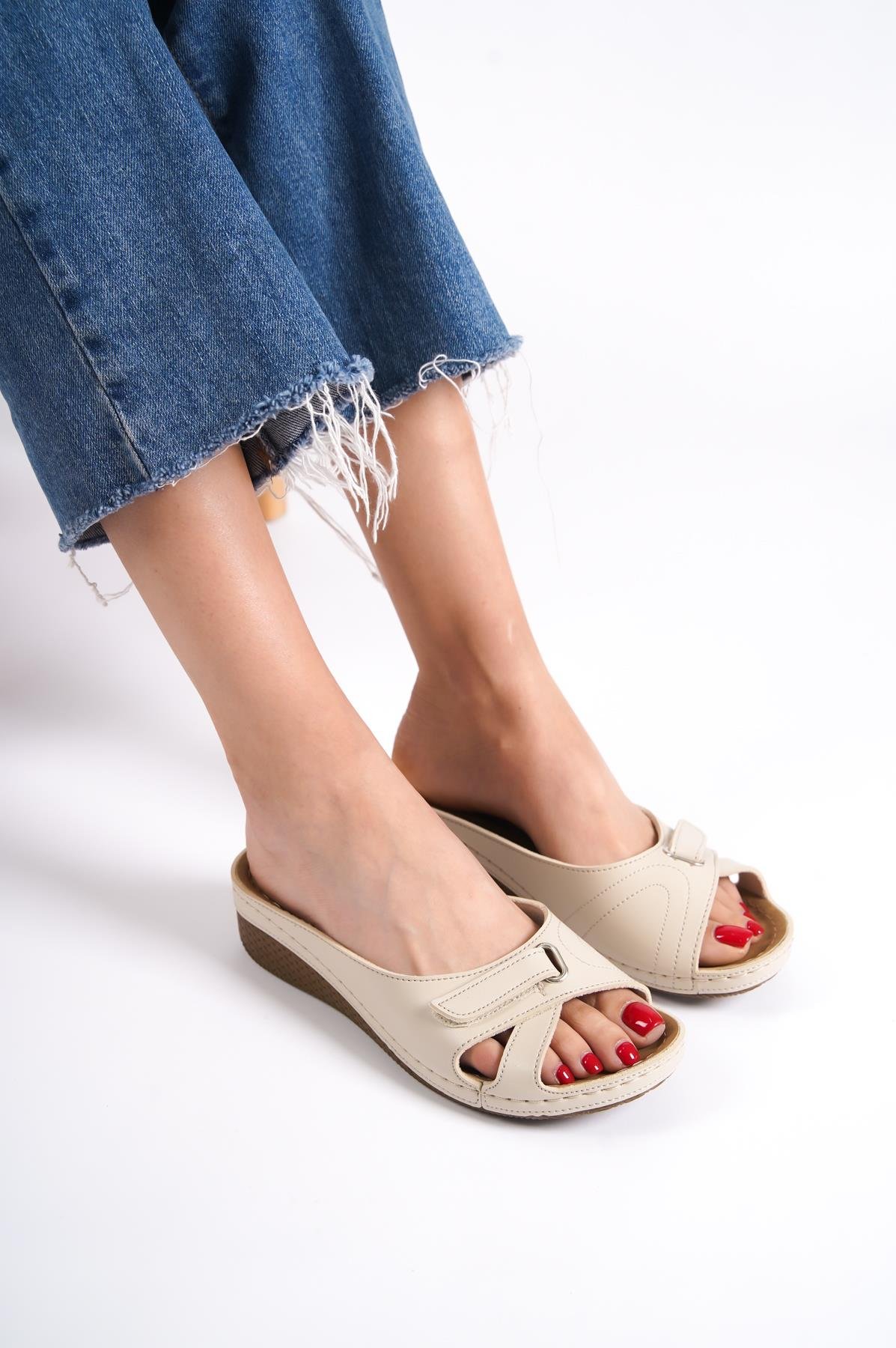 Capone Z0777 Women Beige Slide Comfort Anatomical Sandals