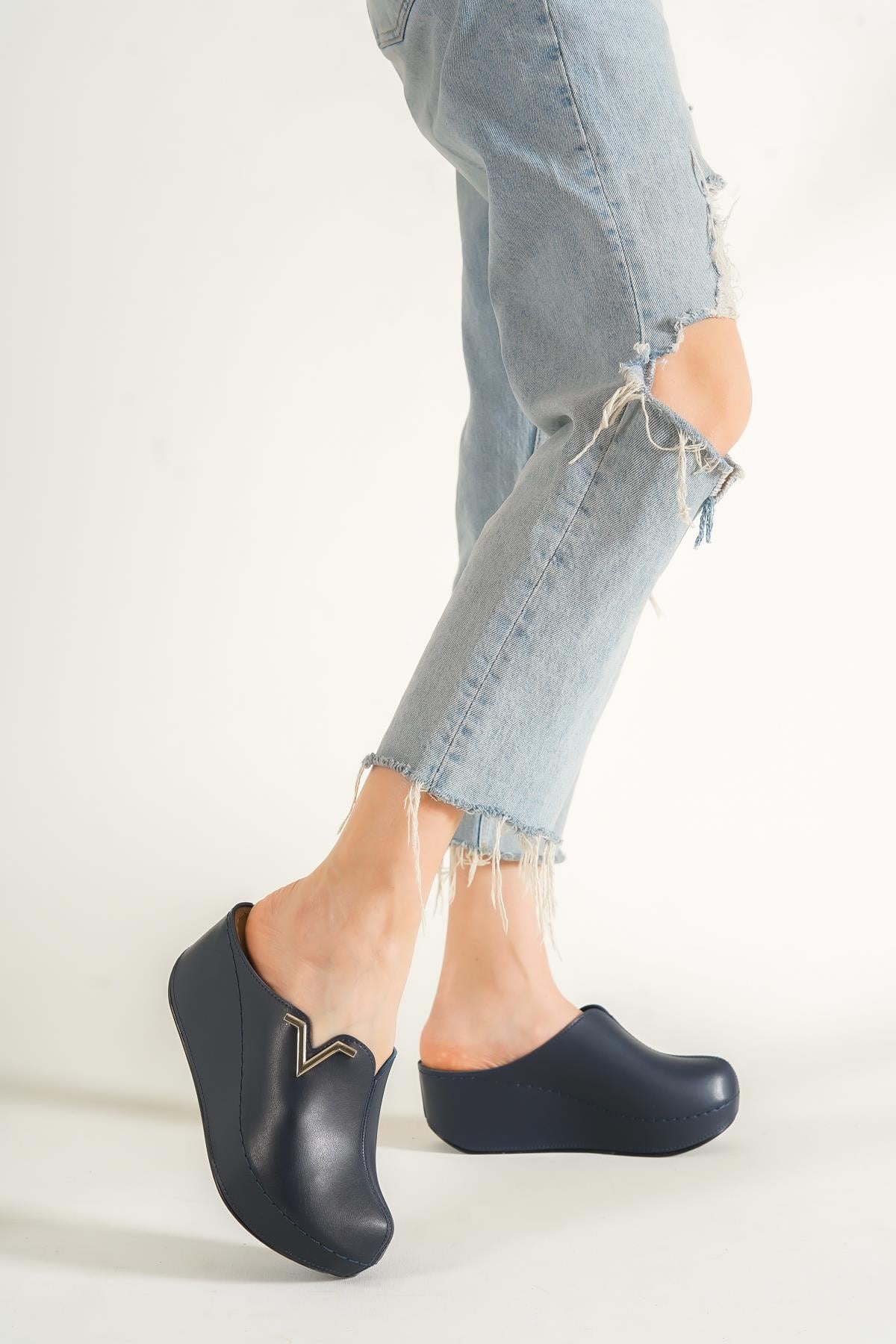 Capone Z6188 Women Navy Platform V Clip Accessory Clog Sandals