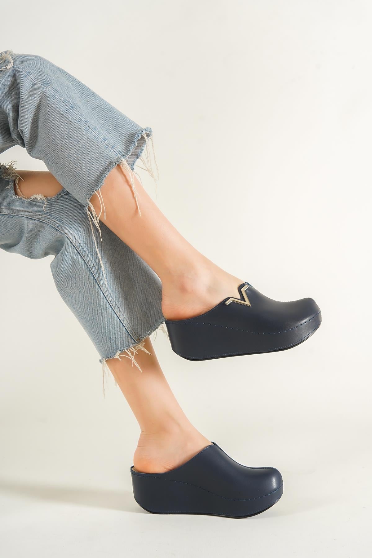 Capone Z6188 Women Navy Platform V Clip Accessory Clog Sandals