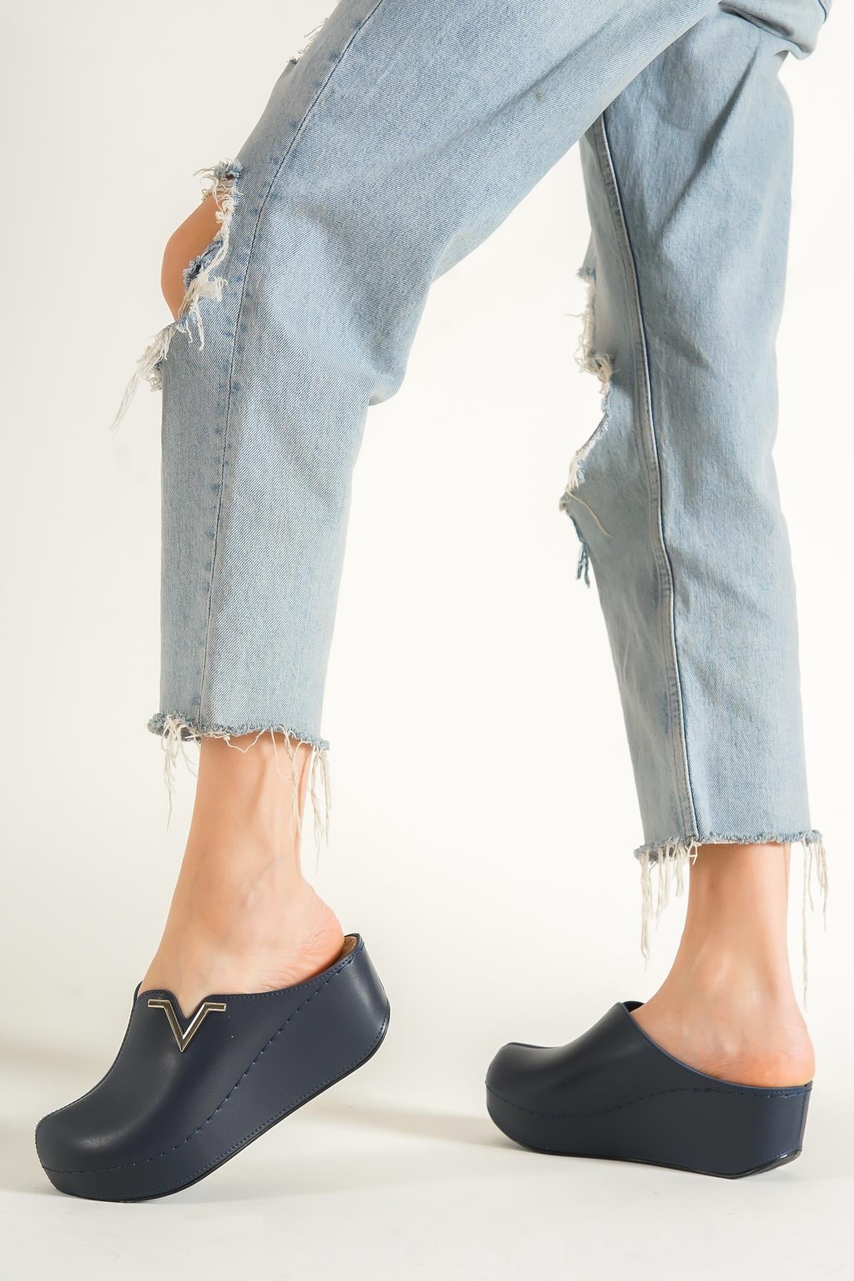 Capone Z6188 Women Navy Platform V Clip Accessory Clog Sandals