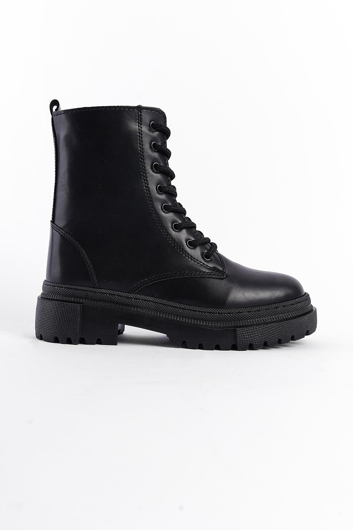 Capone Zippered and Laced Ankle Boots