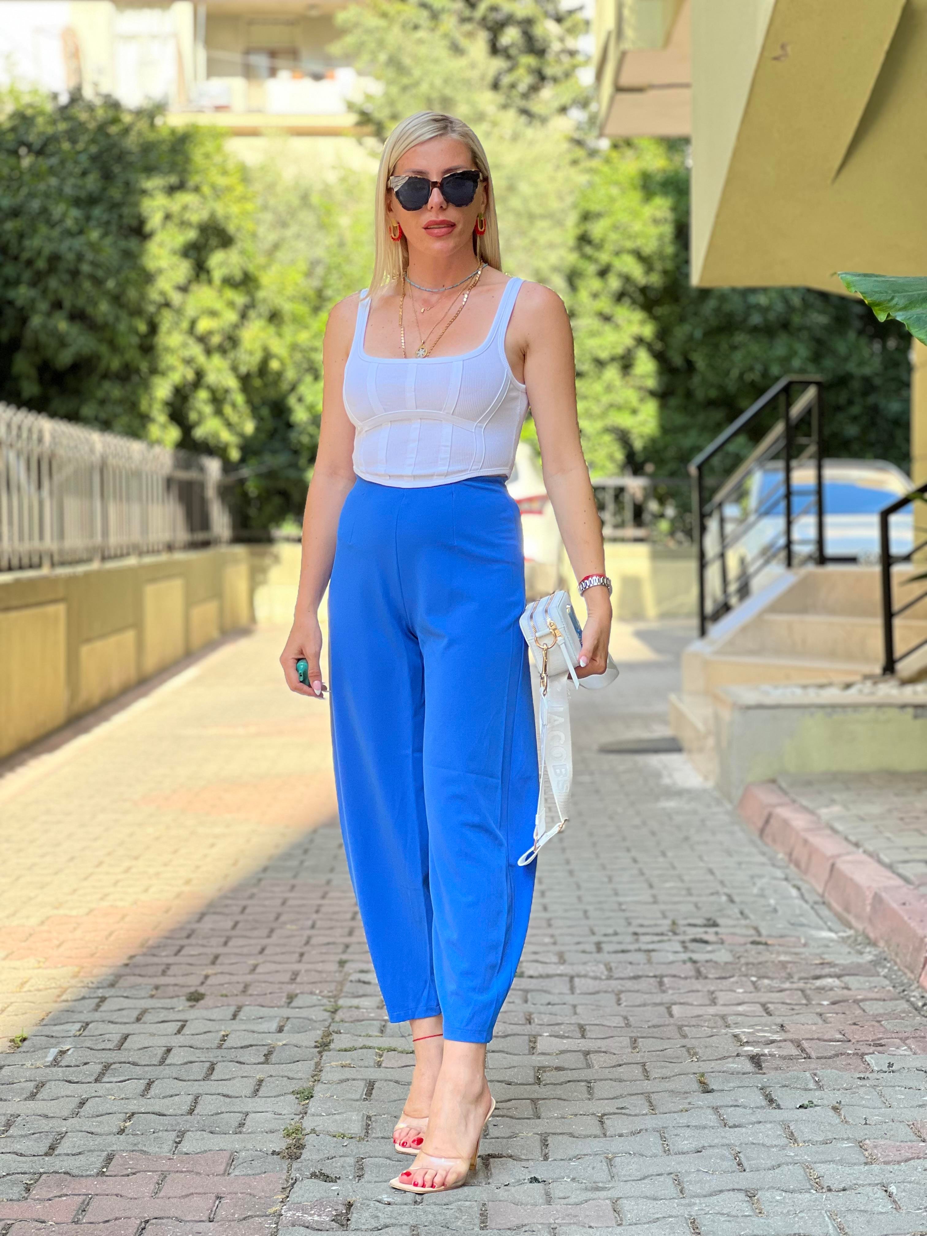beyaz fermuarlı crop