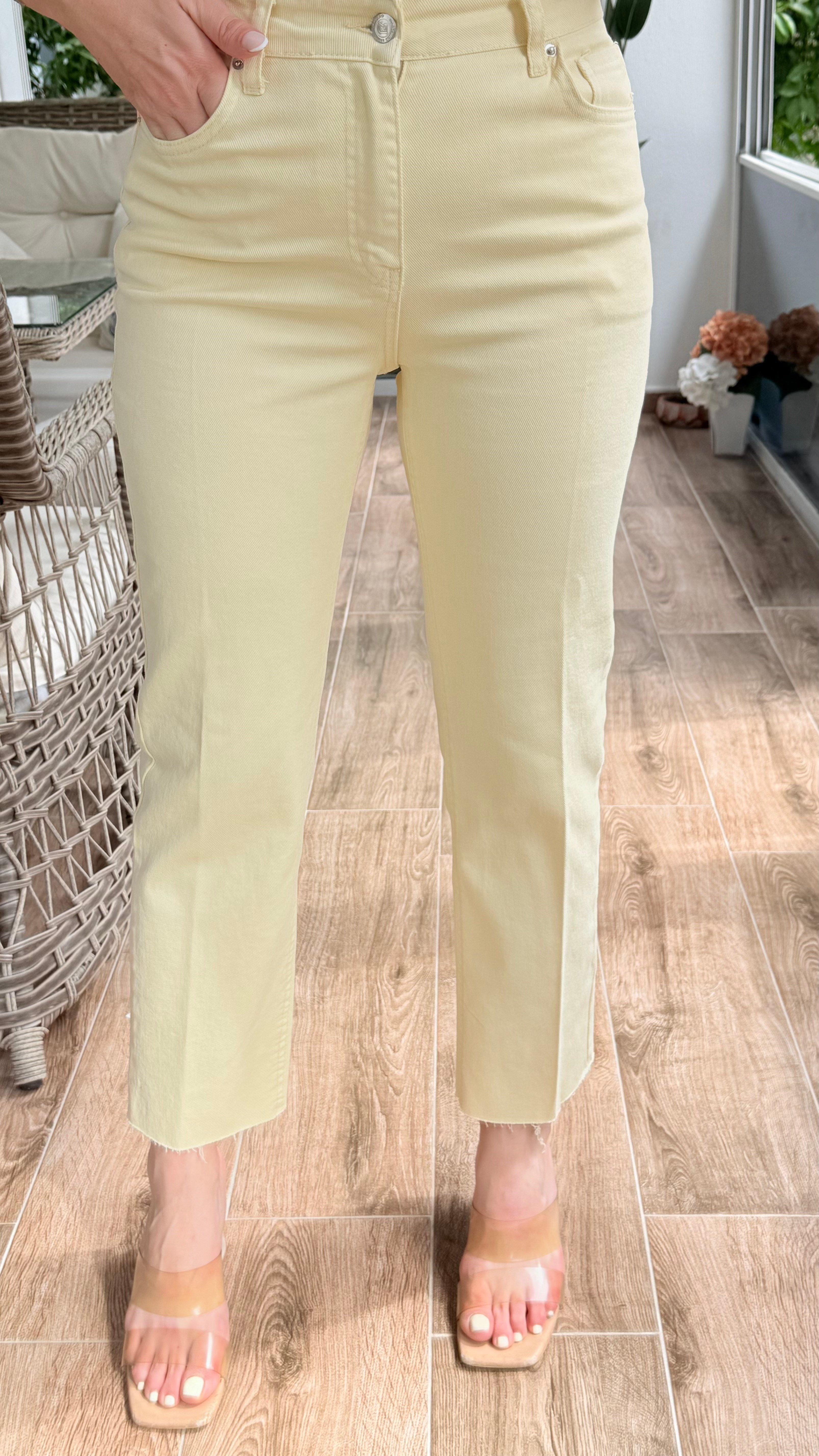HİLA SARI JEAN PANTOLON 