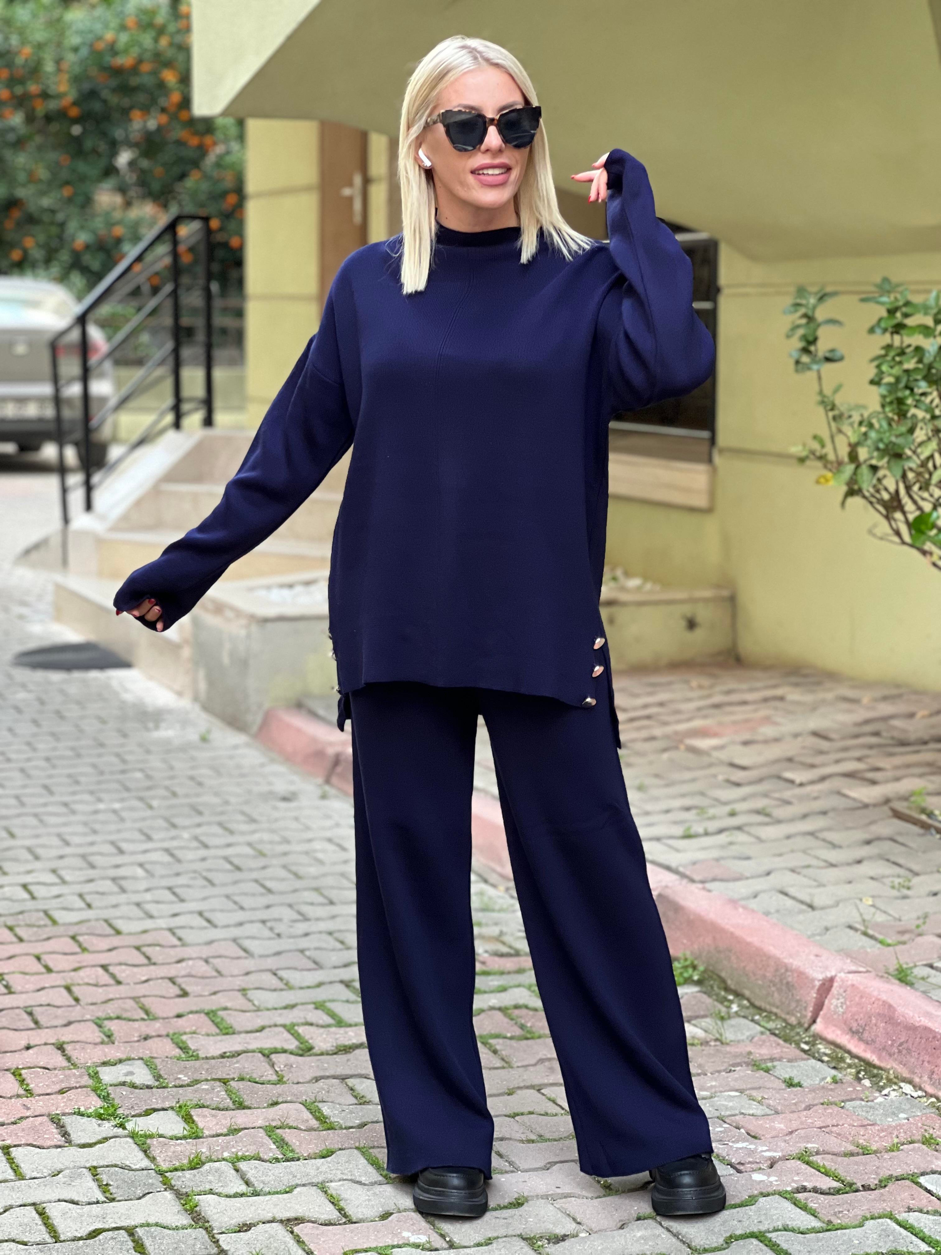 LACİVERT PANTOLONLU TRİKO TAKIM