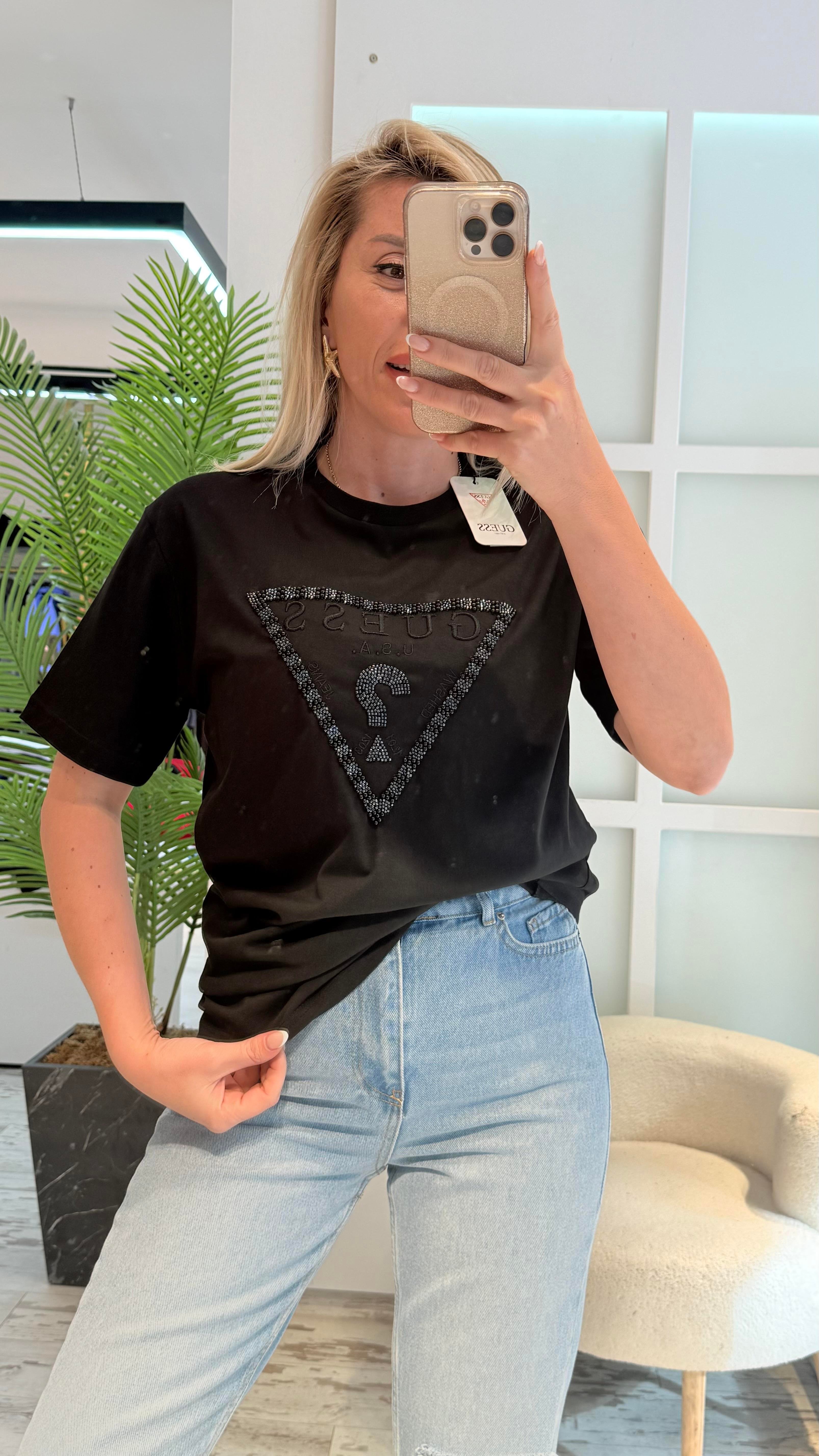 MİLA SİYAH TİŞÖRT