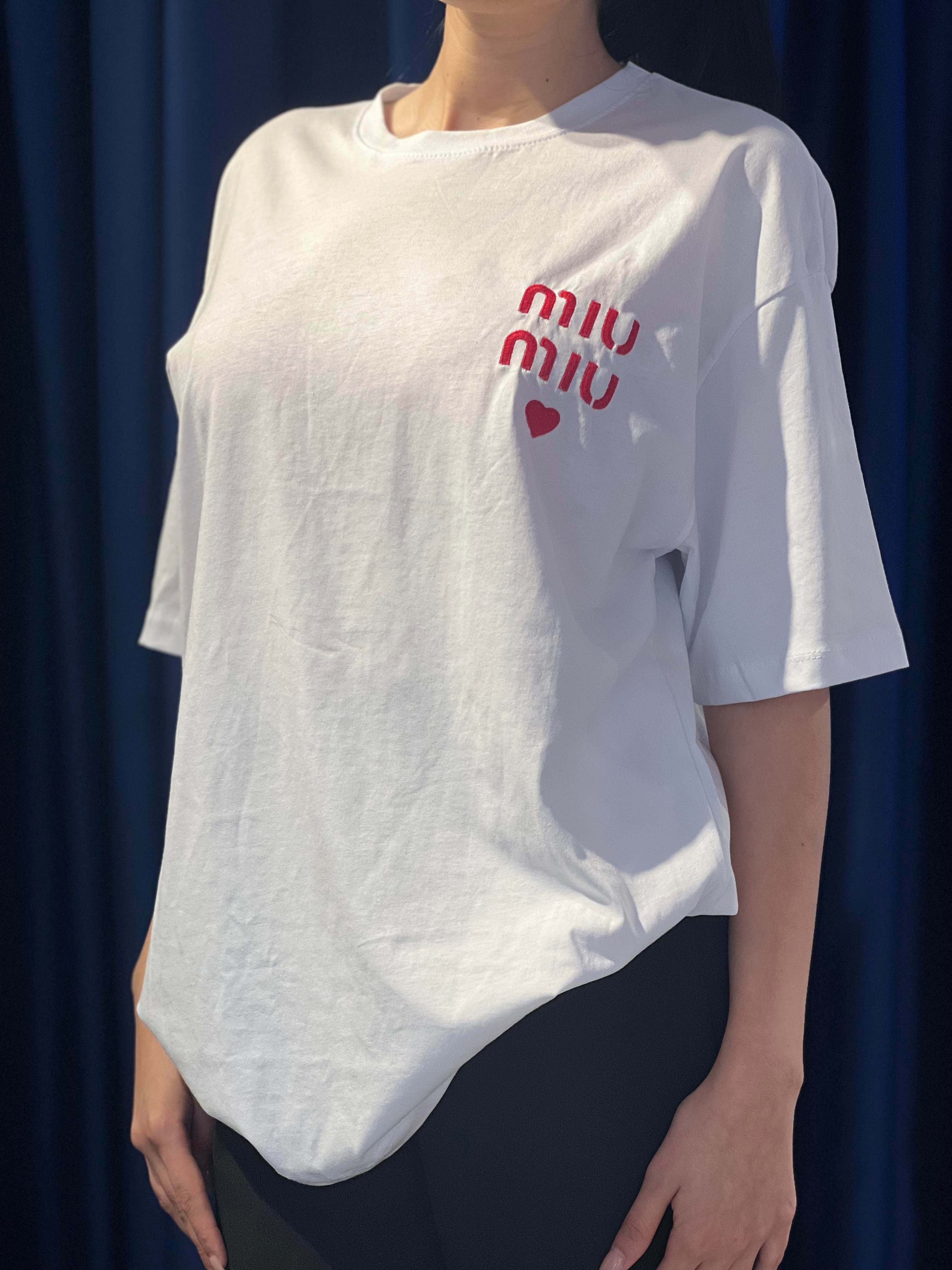 MİU BEYAZ TSHRT 