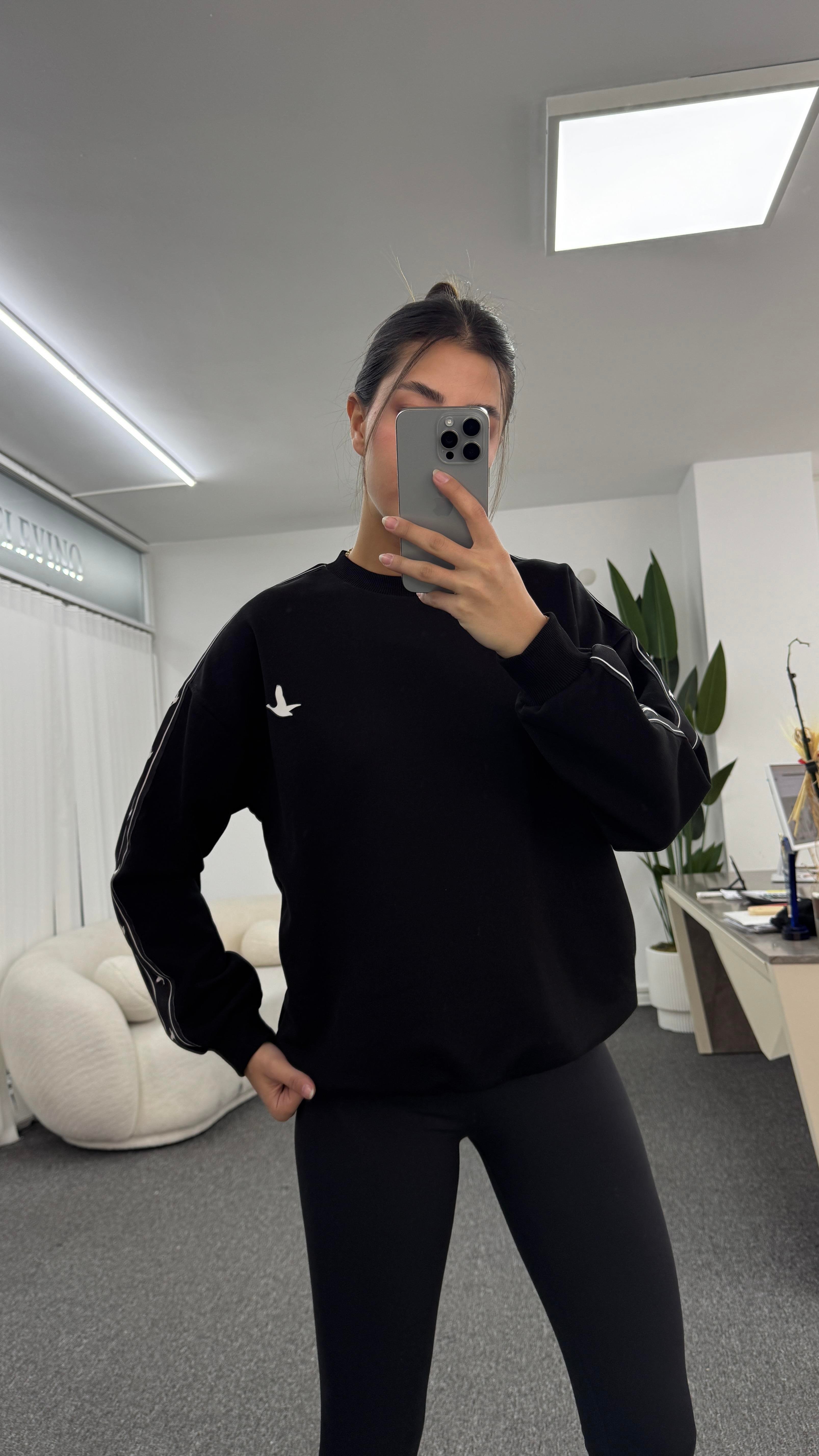 OLİVİA SİYAH SWEATSHIRT